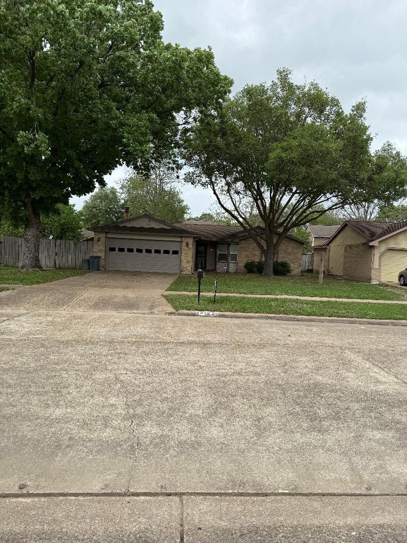 10122 Green Valley Lane Property Photo