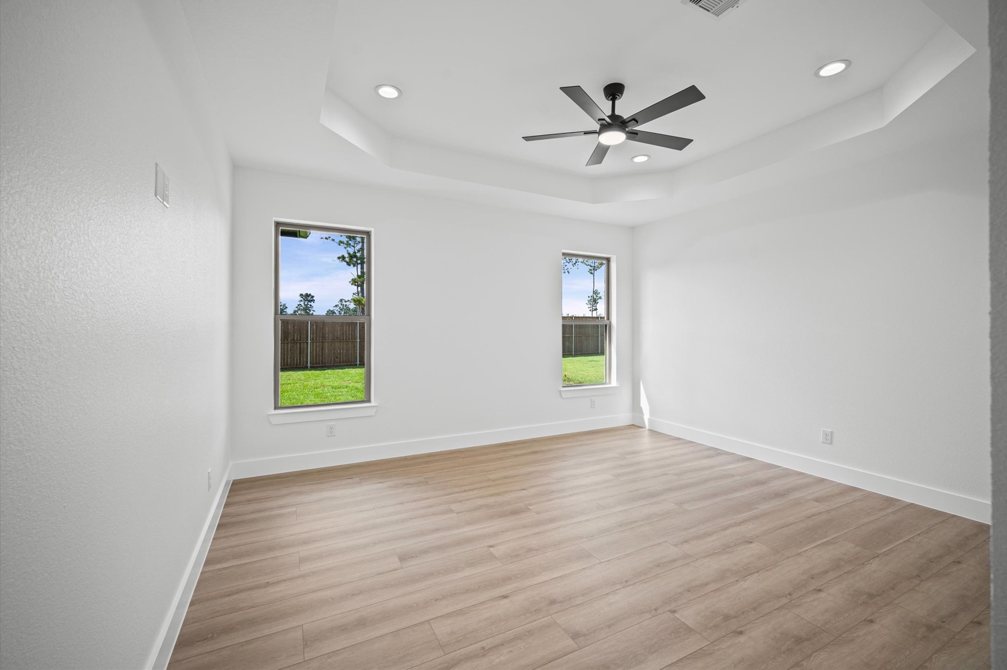 18752 Barrichello Dr Property Photo 20