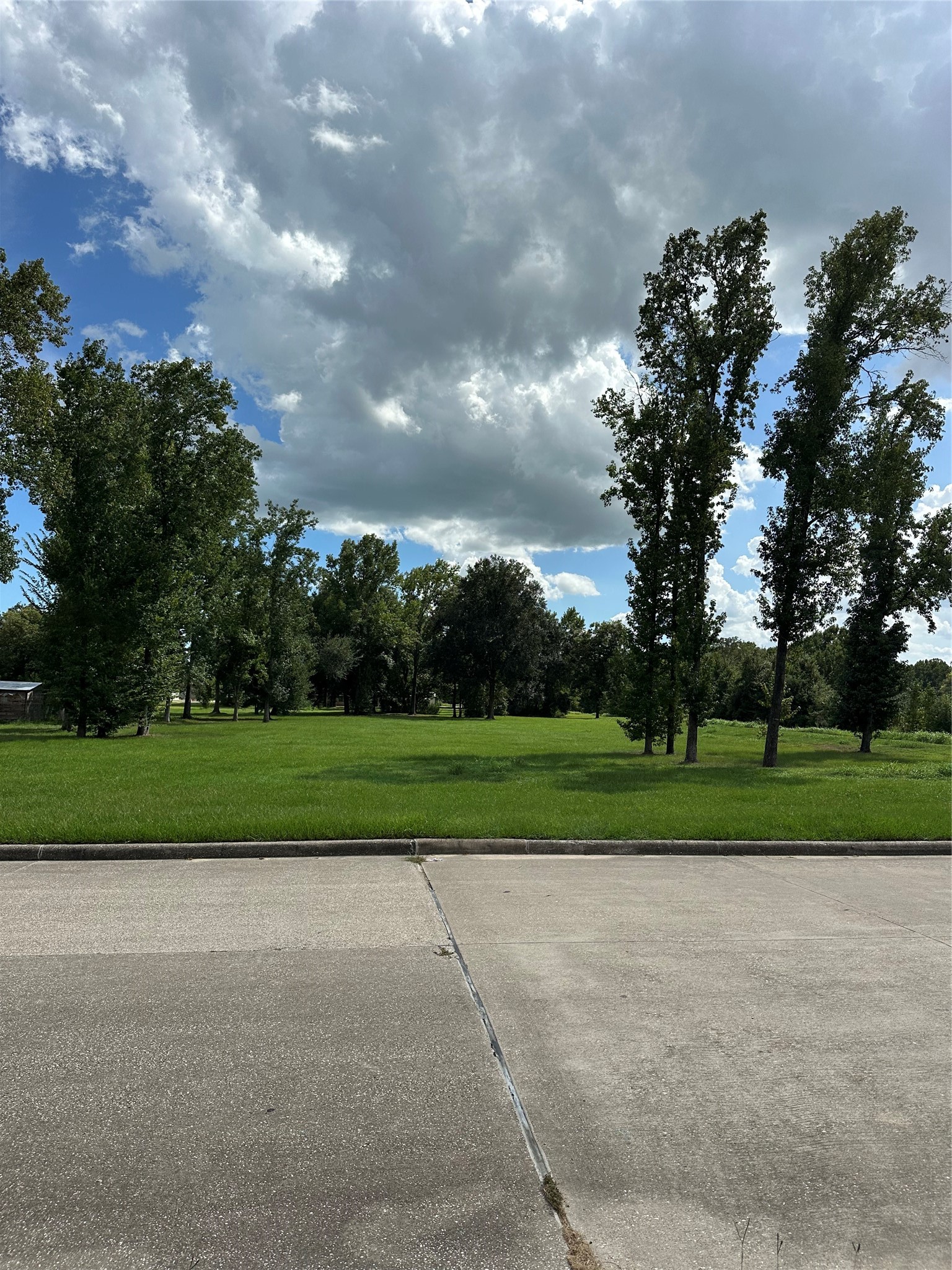 1 Lovers Lane Property Photo 2