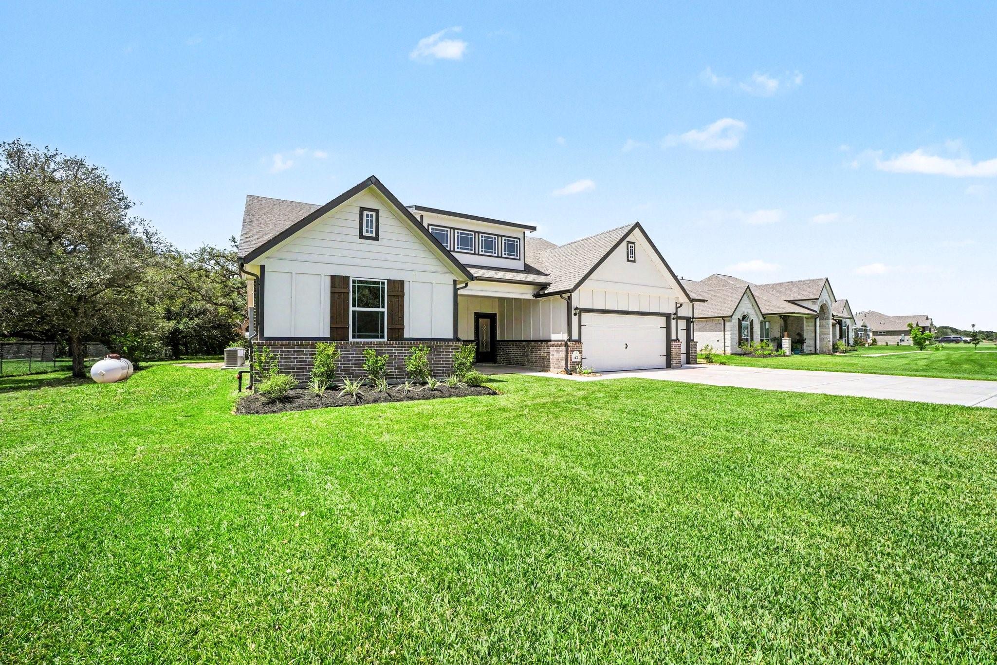 43 Cattle Drive, Bay City Tx 77414 Property Photo 4