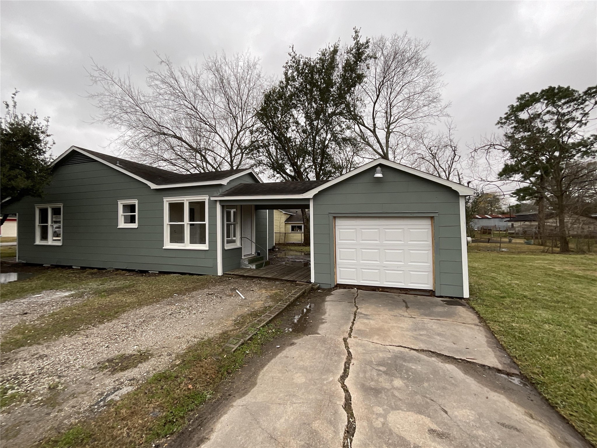 302 S 5th Street Property Photo 4