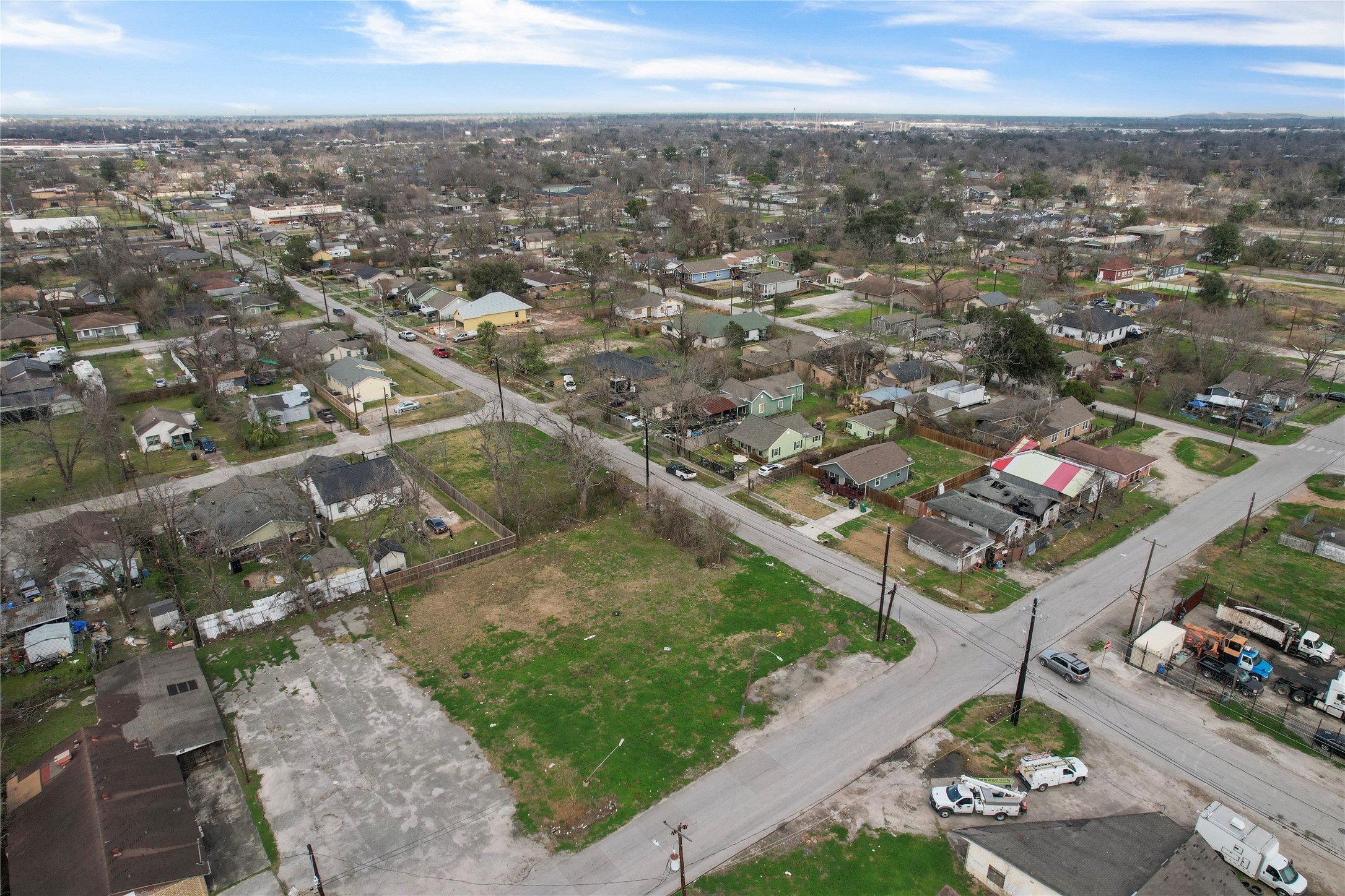 3813 Crane Street Property Photo 6