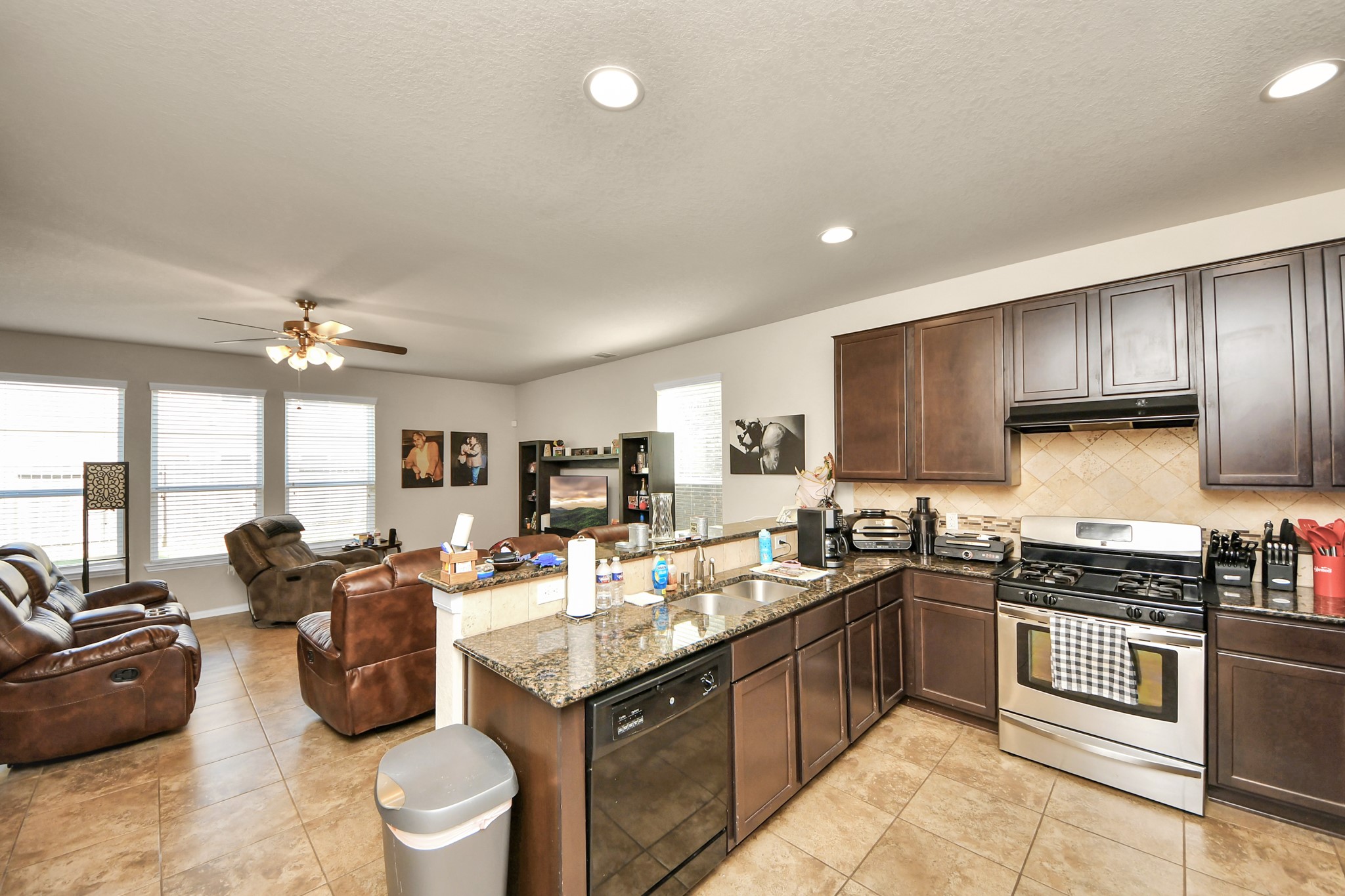 8214 Pastel Dawn Trace Property Photo 6