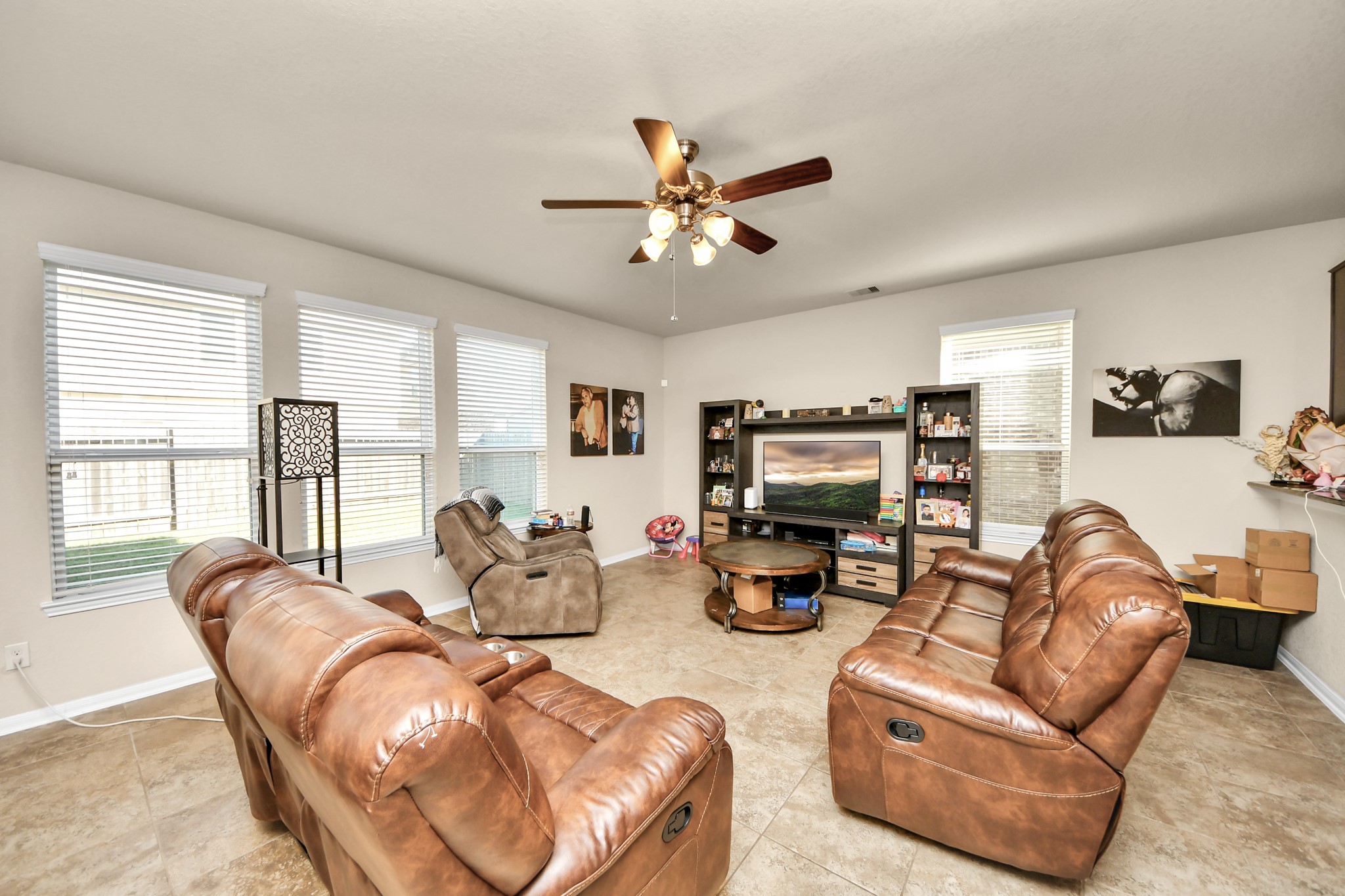 8214 Pastel Dawn Trace Property Photo 8