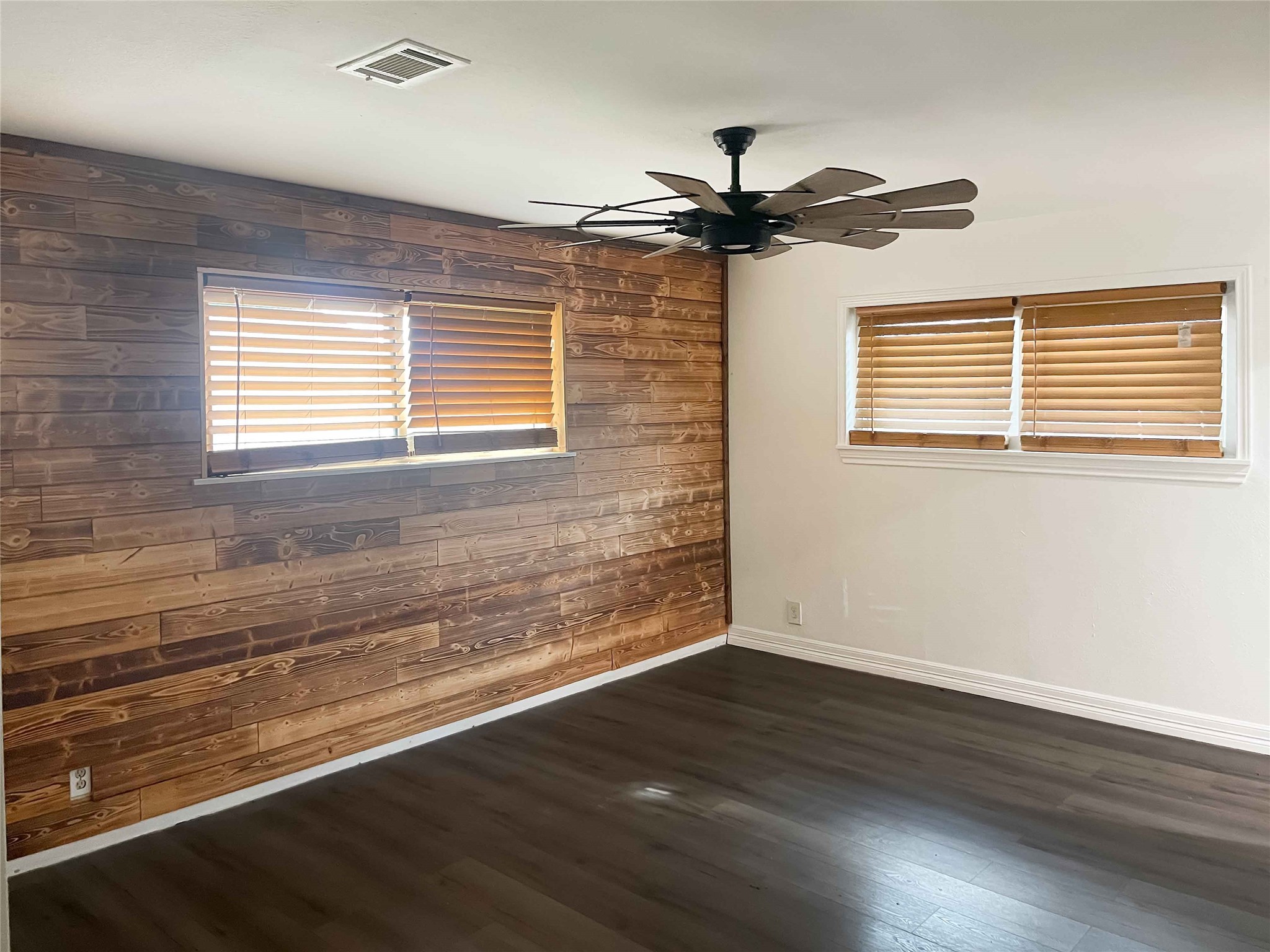 6811 Saint Augustine Street Property Photo 2