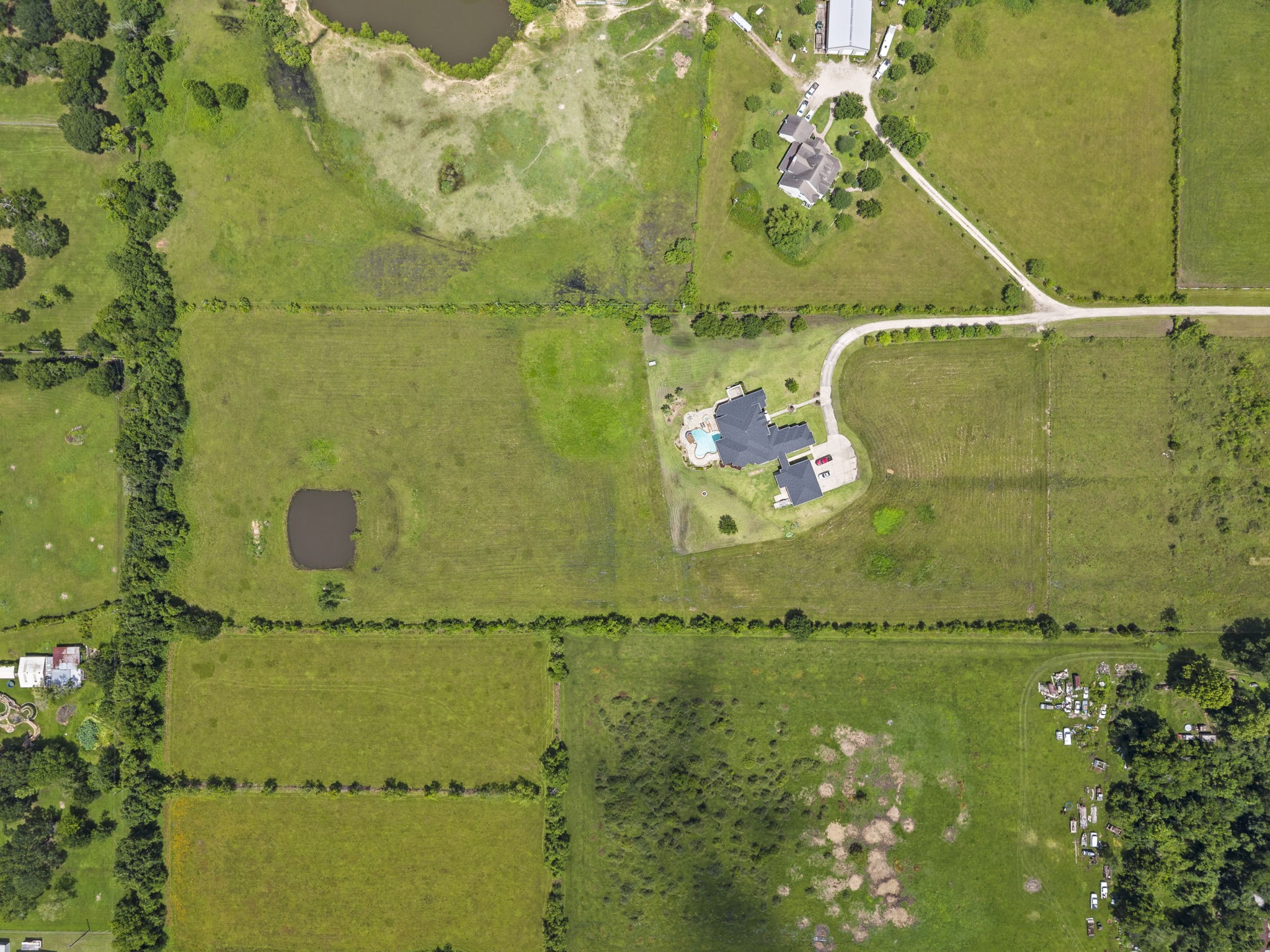 18732 Kz Road Property Photo 1