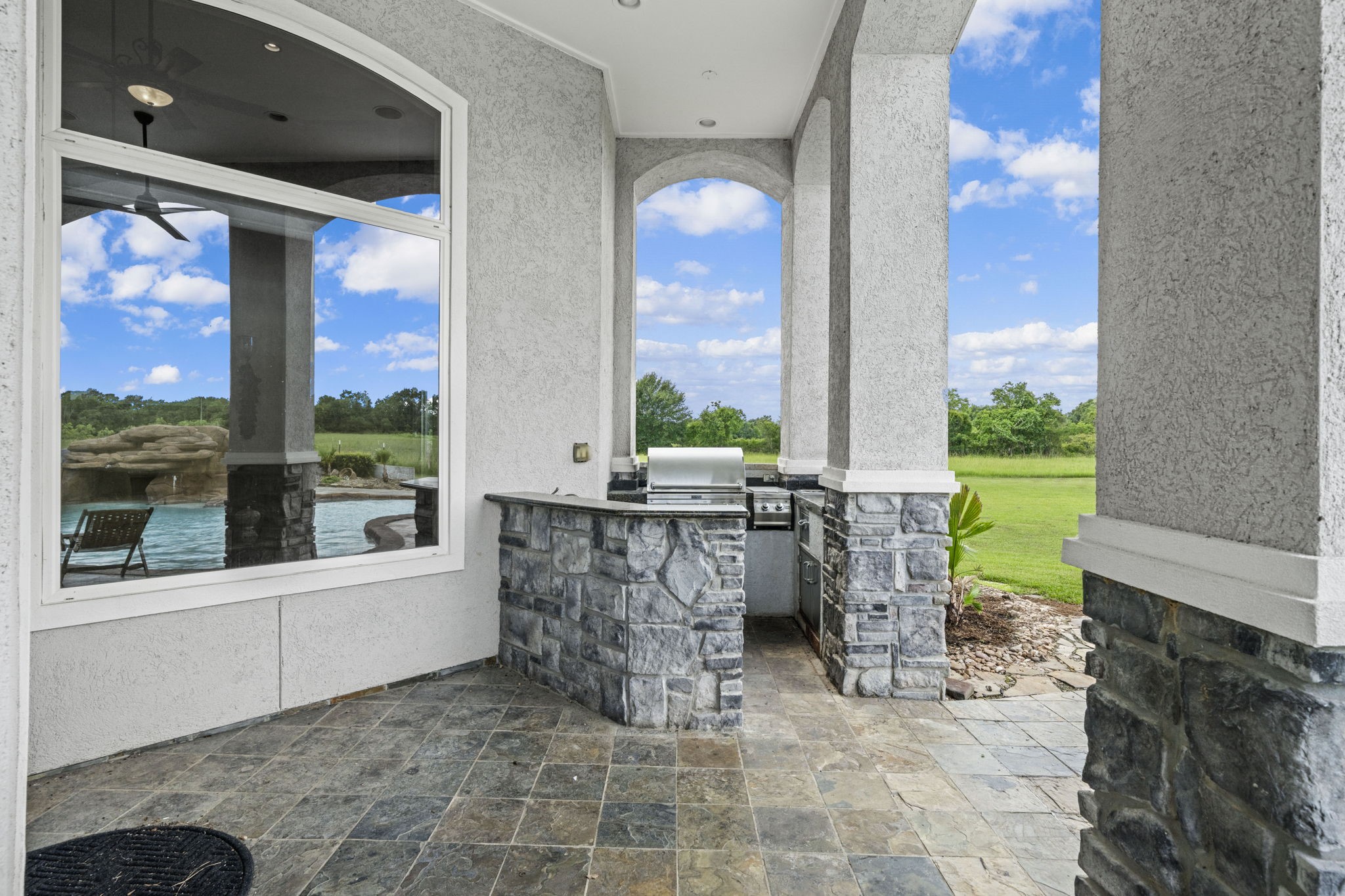 18732 Kz Road Property Photo 47