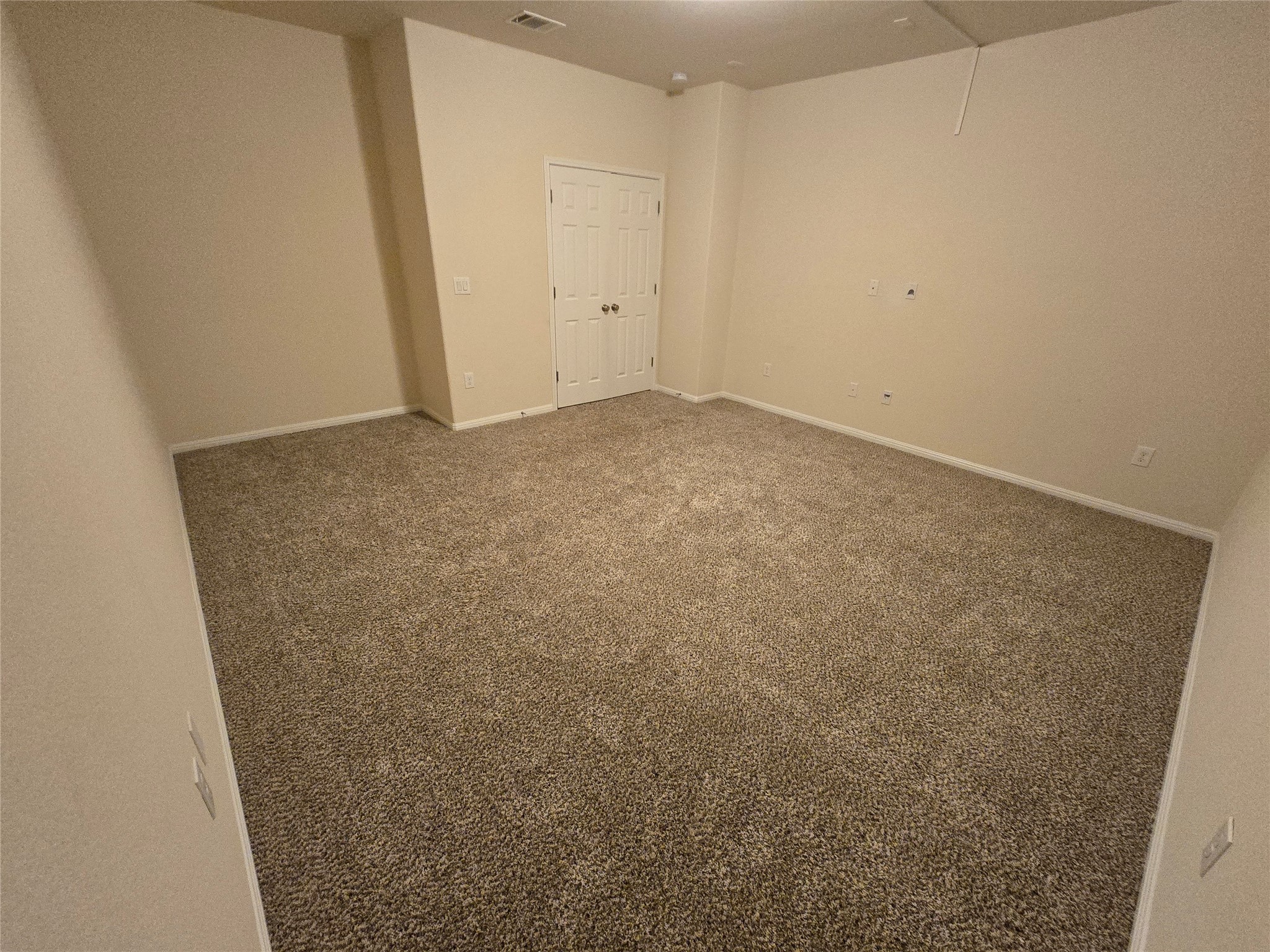 3240 E Whitestone Boulevard 49 Property Photo 27