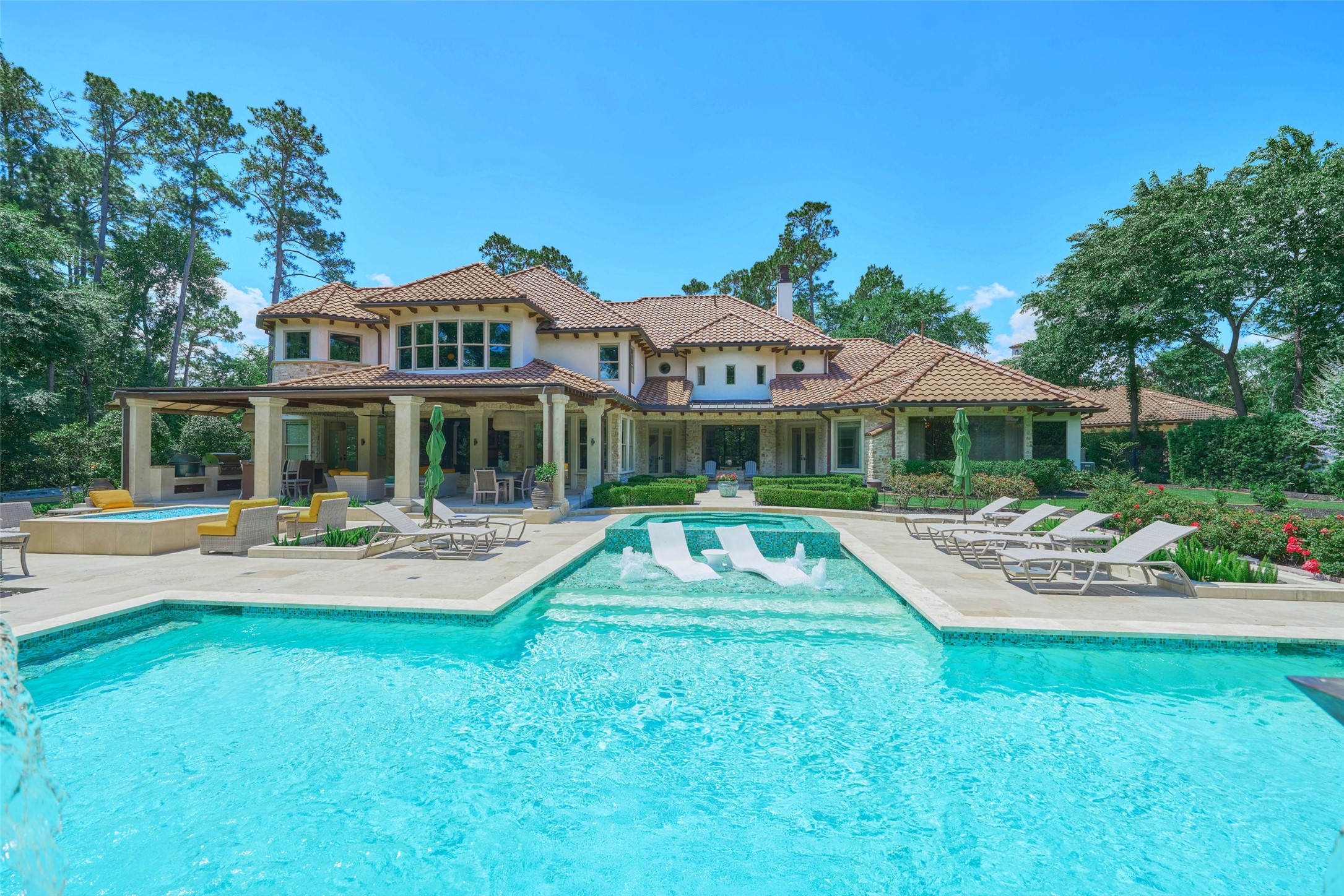 2 Cluny Court Property Photo