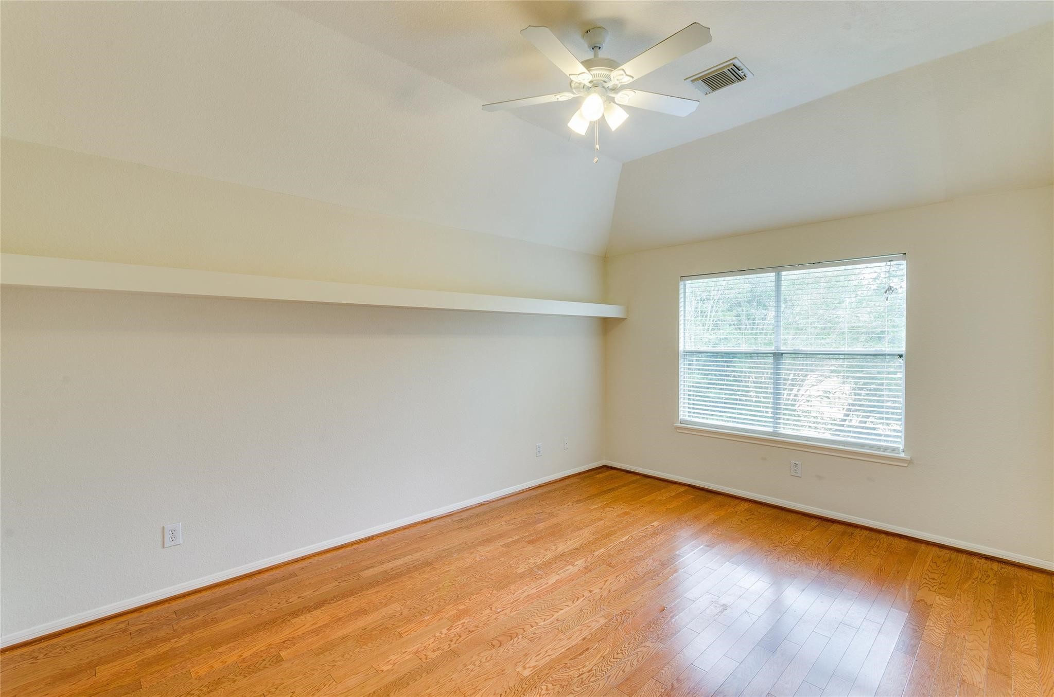 4019 Angel Springs Drive Property Photo 32