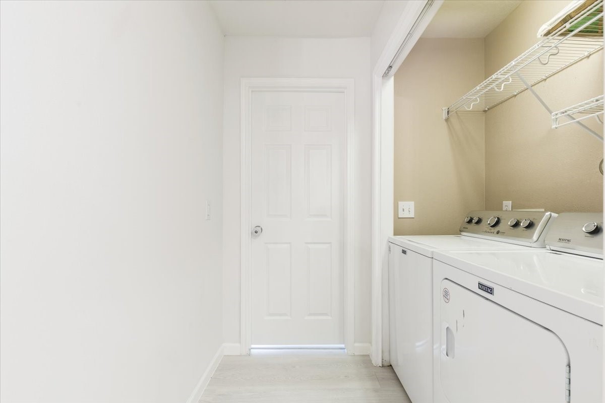 29927 Sunwillow Creek Drive Property Photo 10
