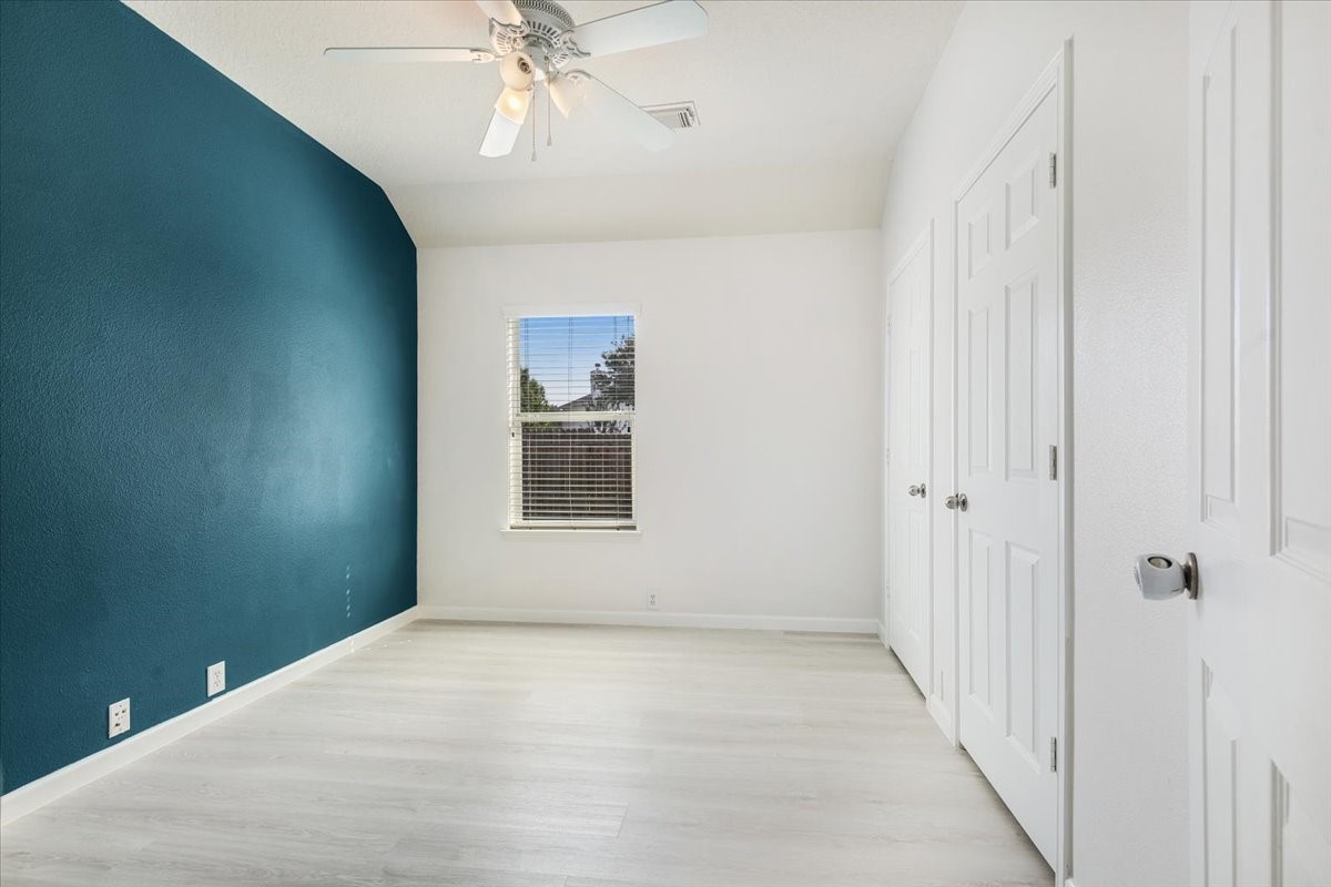 29927 Sunwillow Creek Drive Property Photo 11