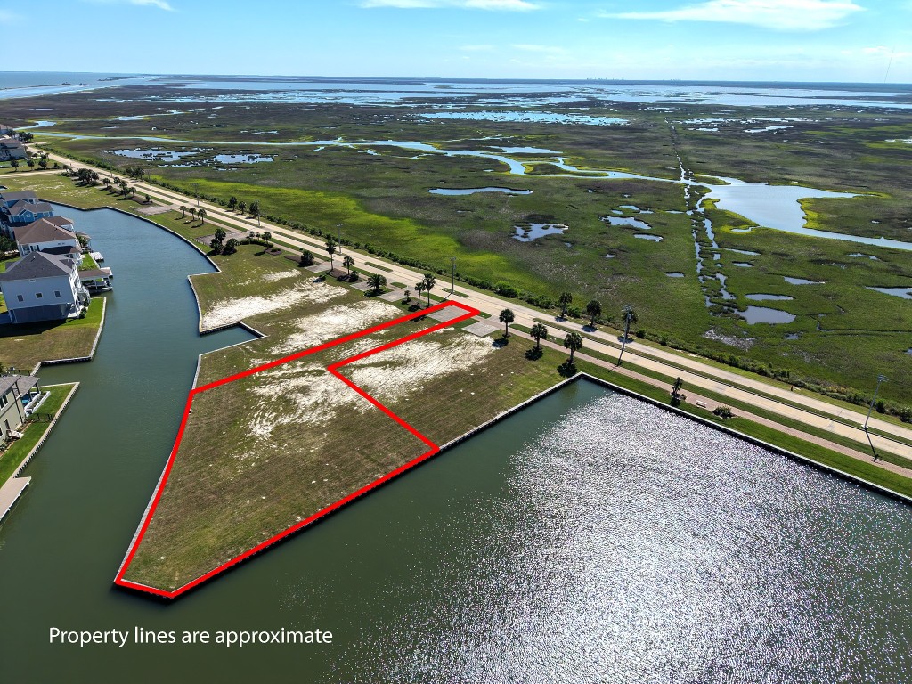 47 Shell Key Property Photo 3