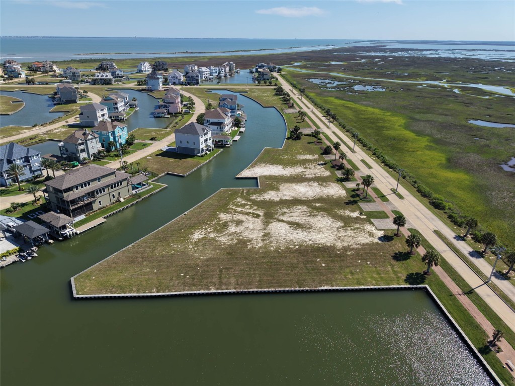 47 Shell Key Property Photo 5