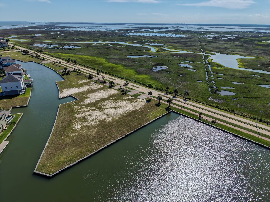 47 Shell Key Property Photo 9