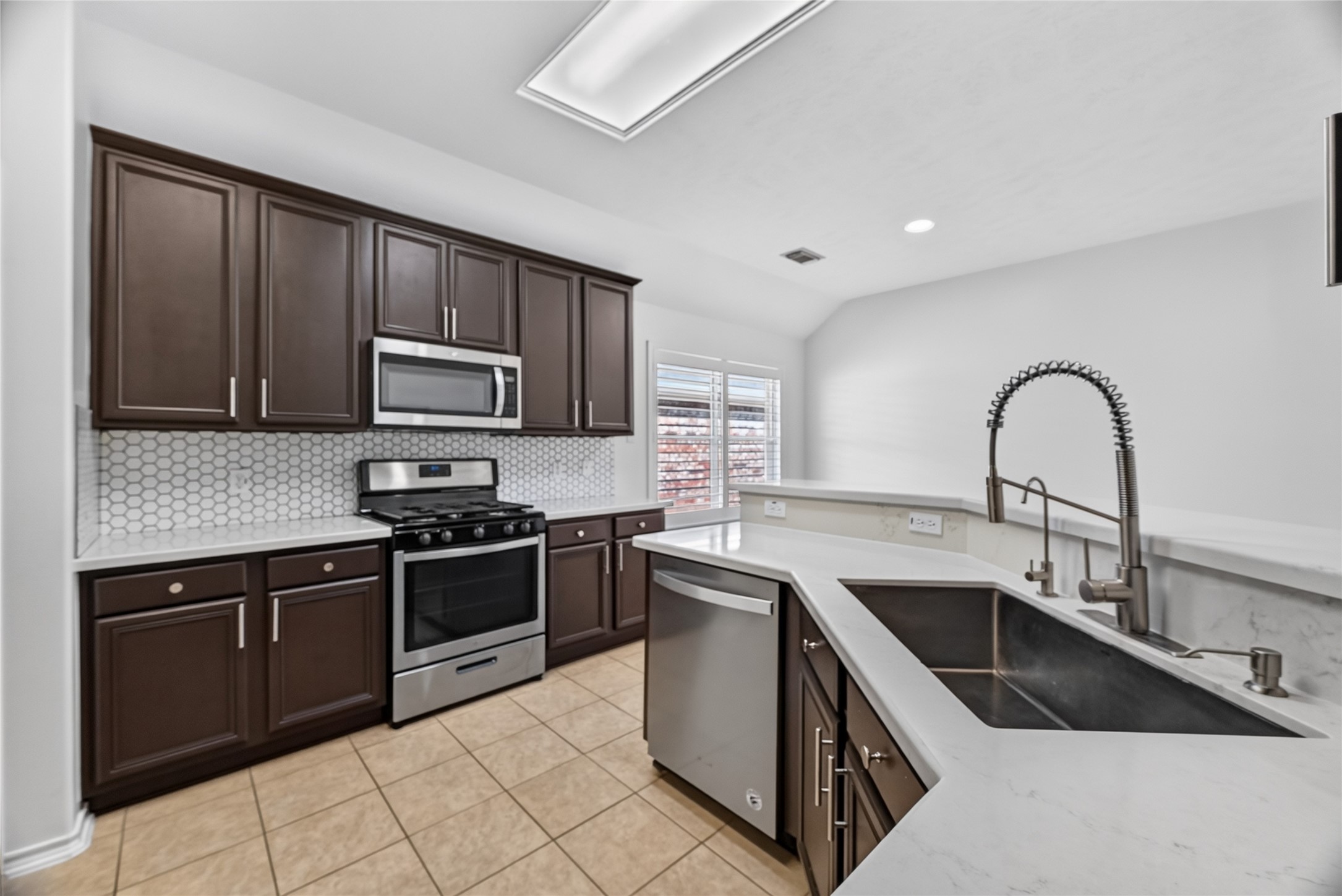 21734 May Apple Court Property Photo 7