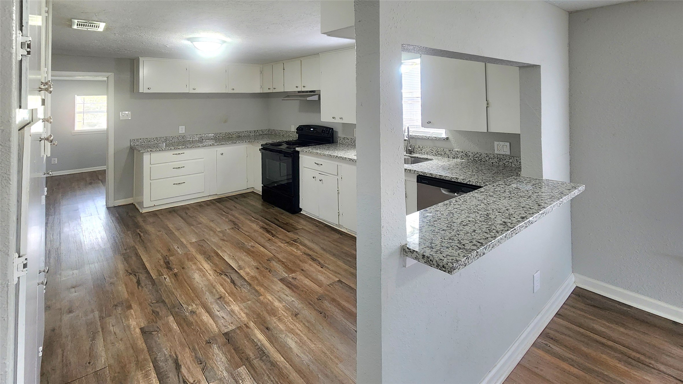 419 N Parrish Street Property Photo 5