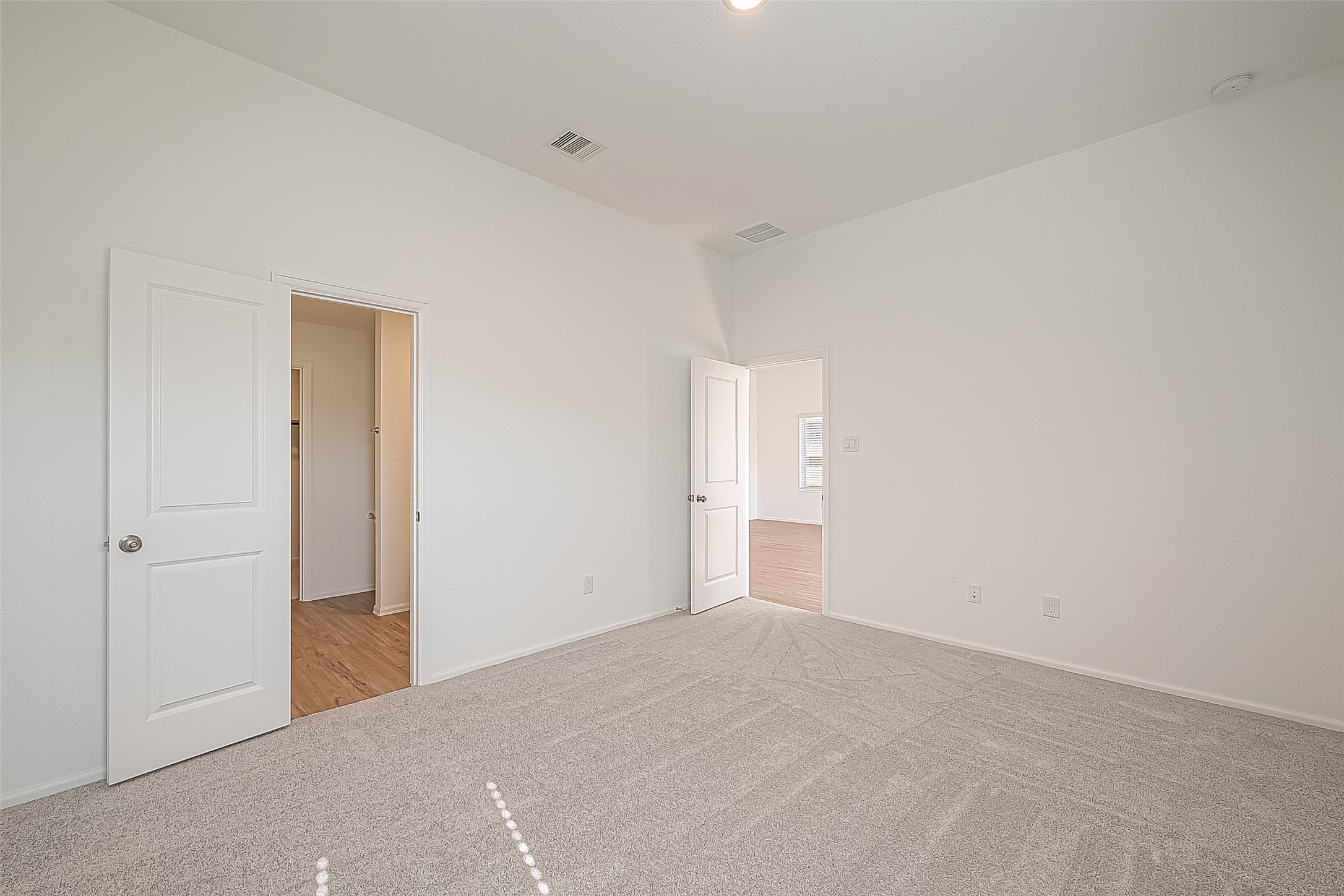 27123 Breakaway Lane Property Photo 16