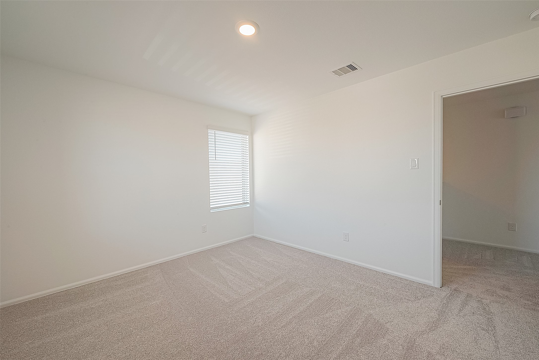 27123 Breakaway Lane Property Photo 24