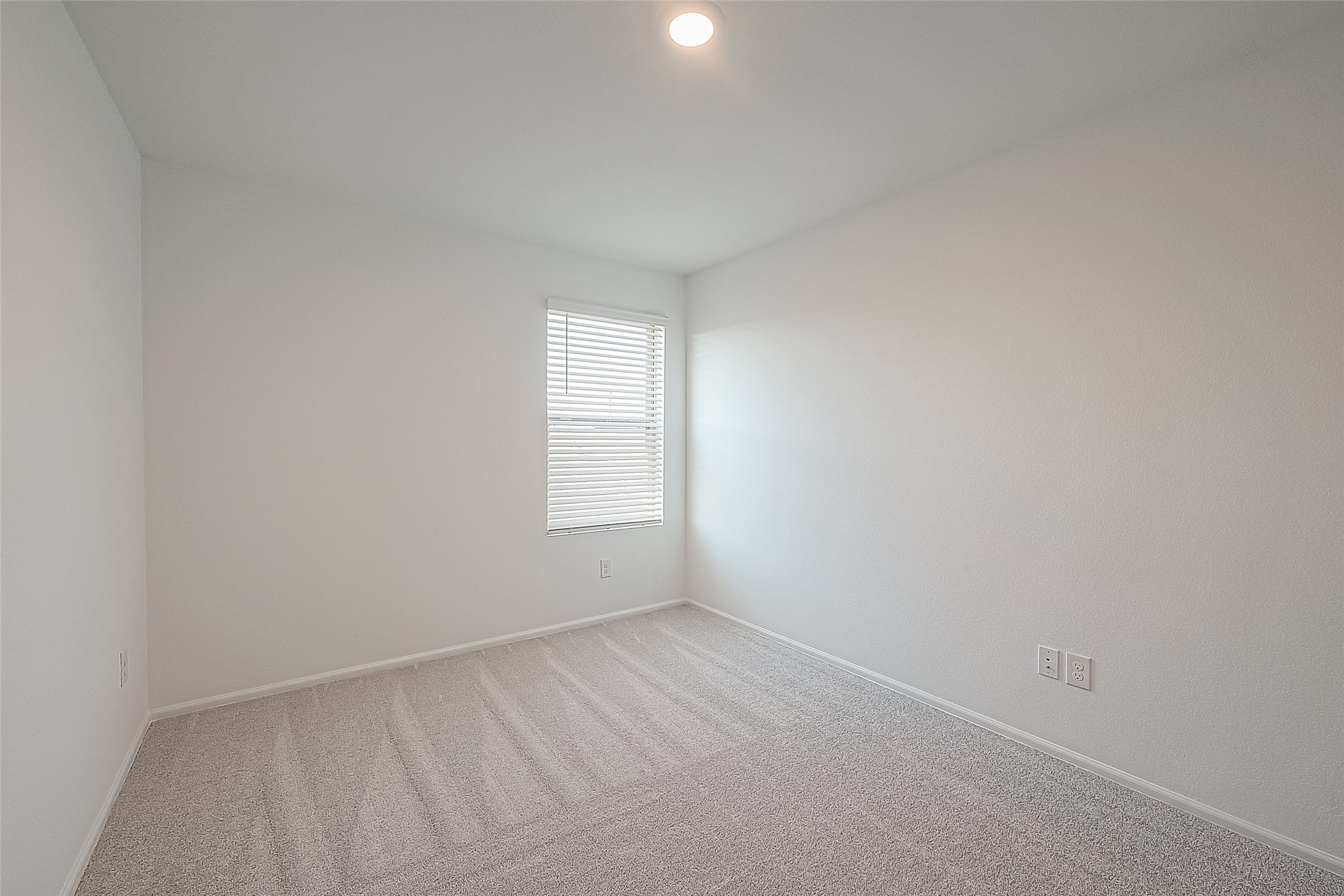 27123 Breakaway Lane Property Photo 32