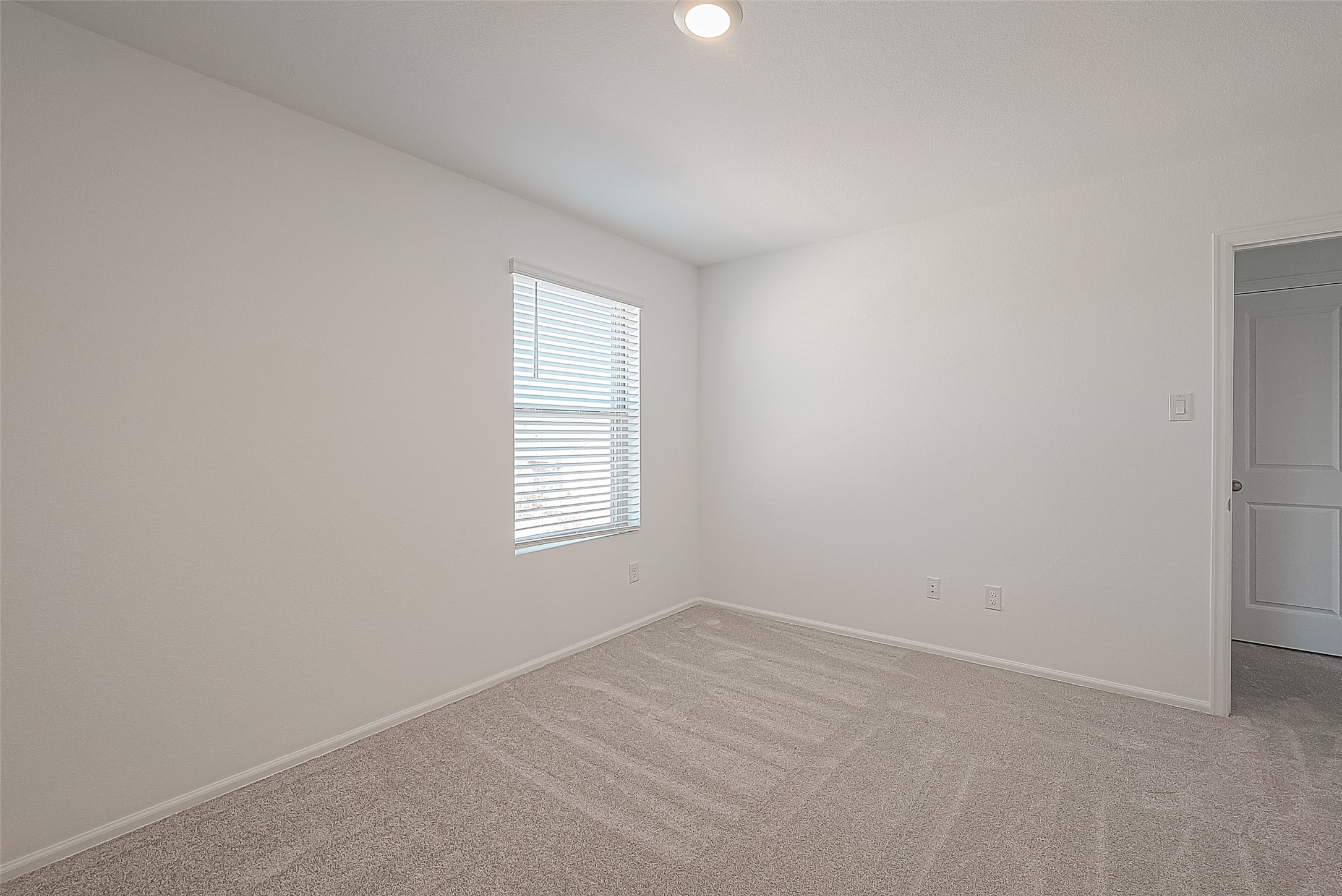 27123 Breakaway Lane Property Photo 41
