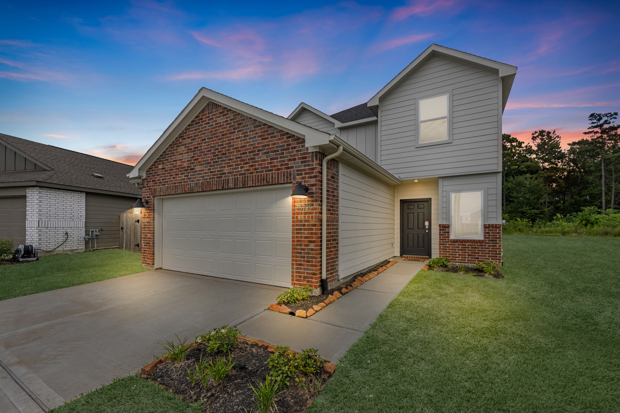 25799 John Wayne Court Property Photo 1
