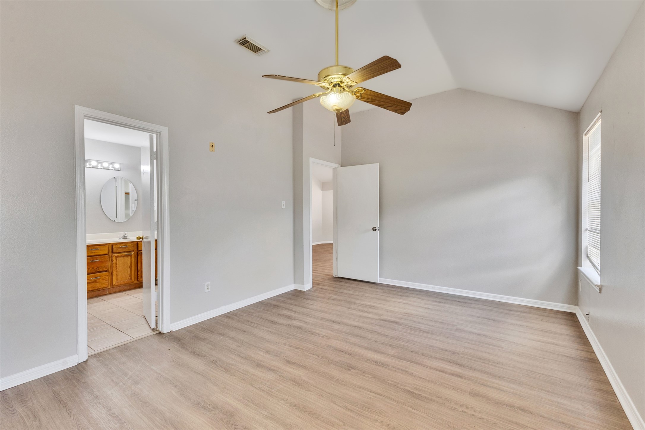 7434 Parkland Manor Drive Property Photo 12