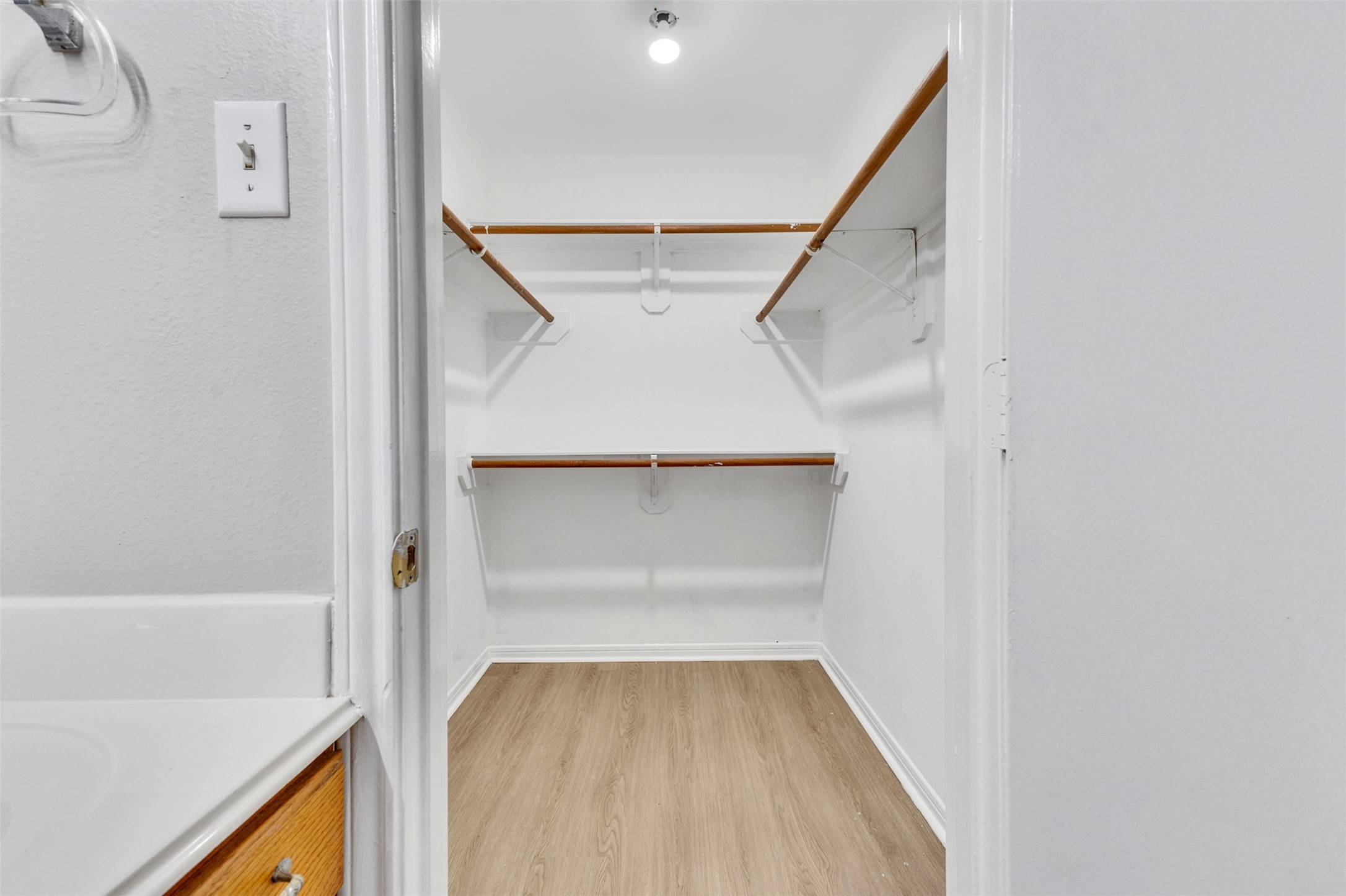 7434 Parkland Manor Drive Property Photo 15