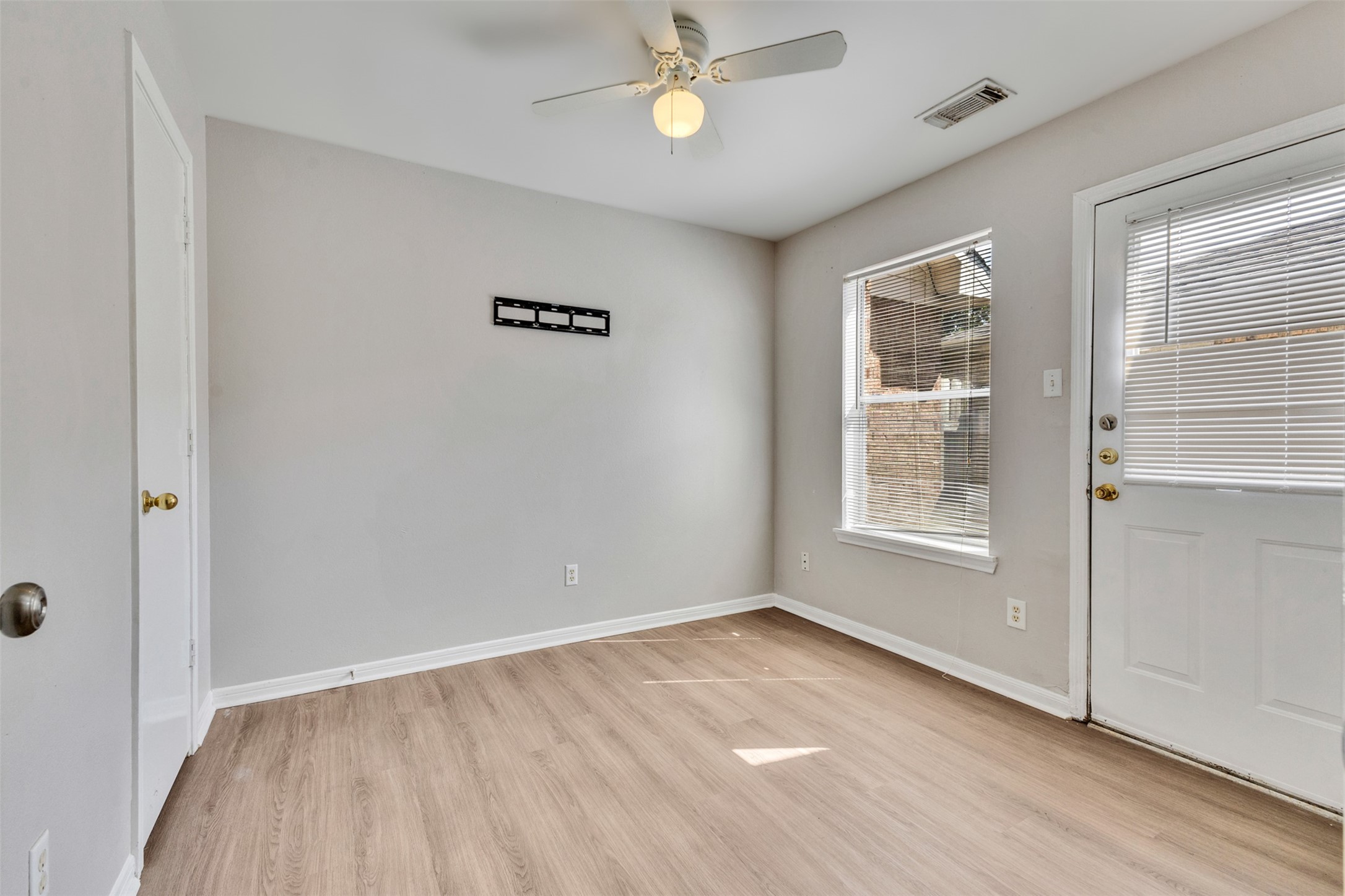 7434 Parkland Manor Drive Property Photo 16