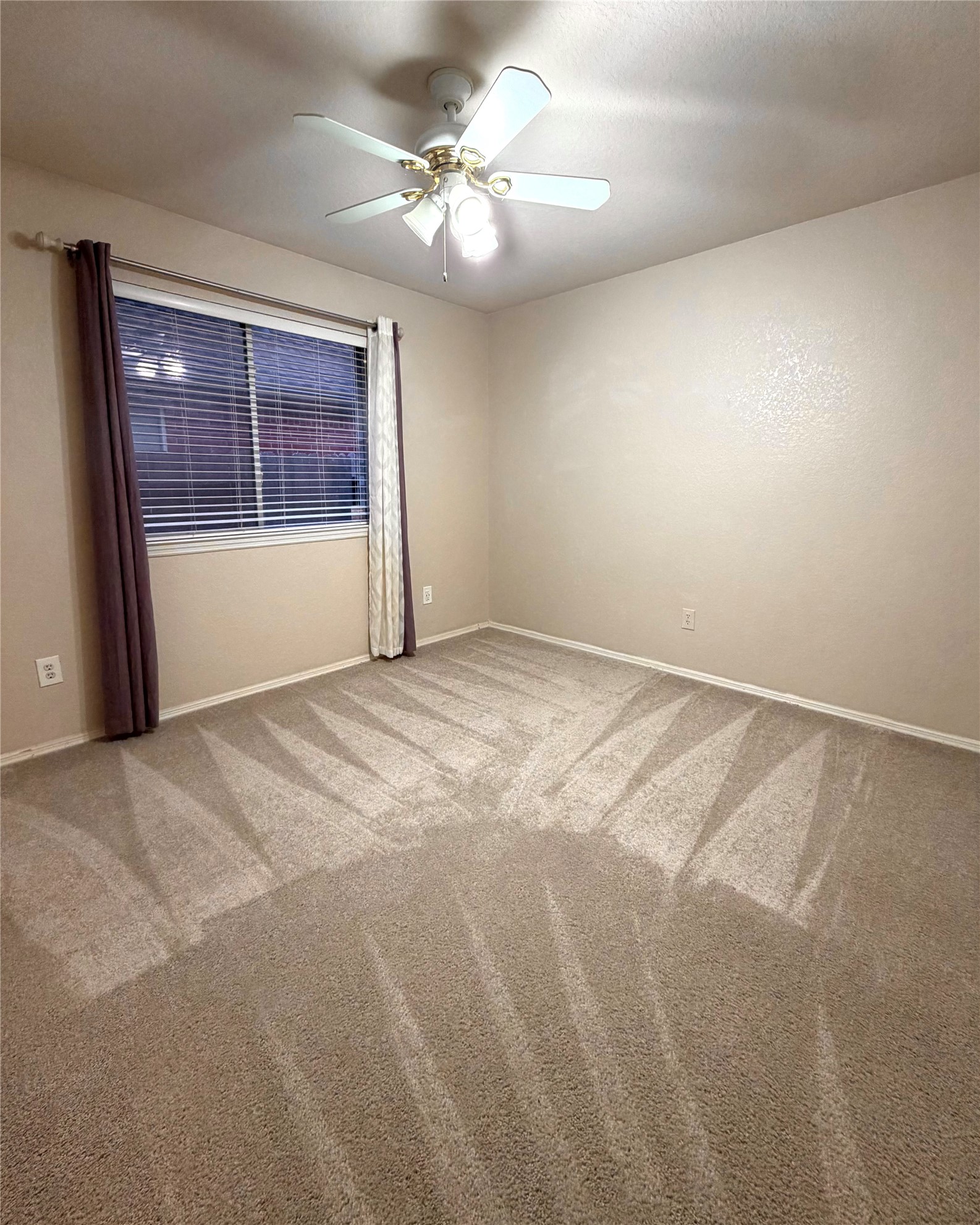 16606 Cold Harbor Lane Property Photo 12