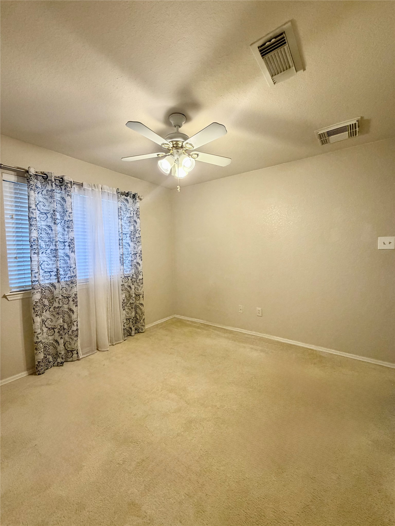 16606 Cold Harbor Lane Property Photo 13