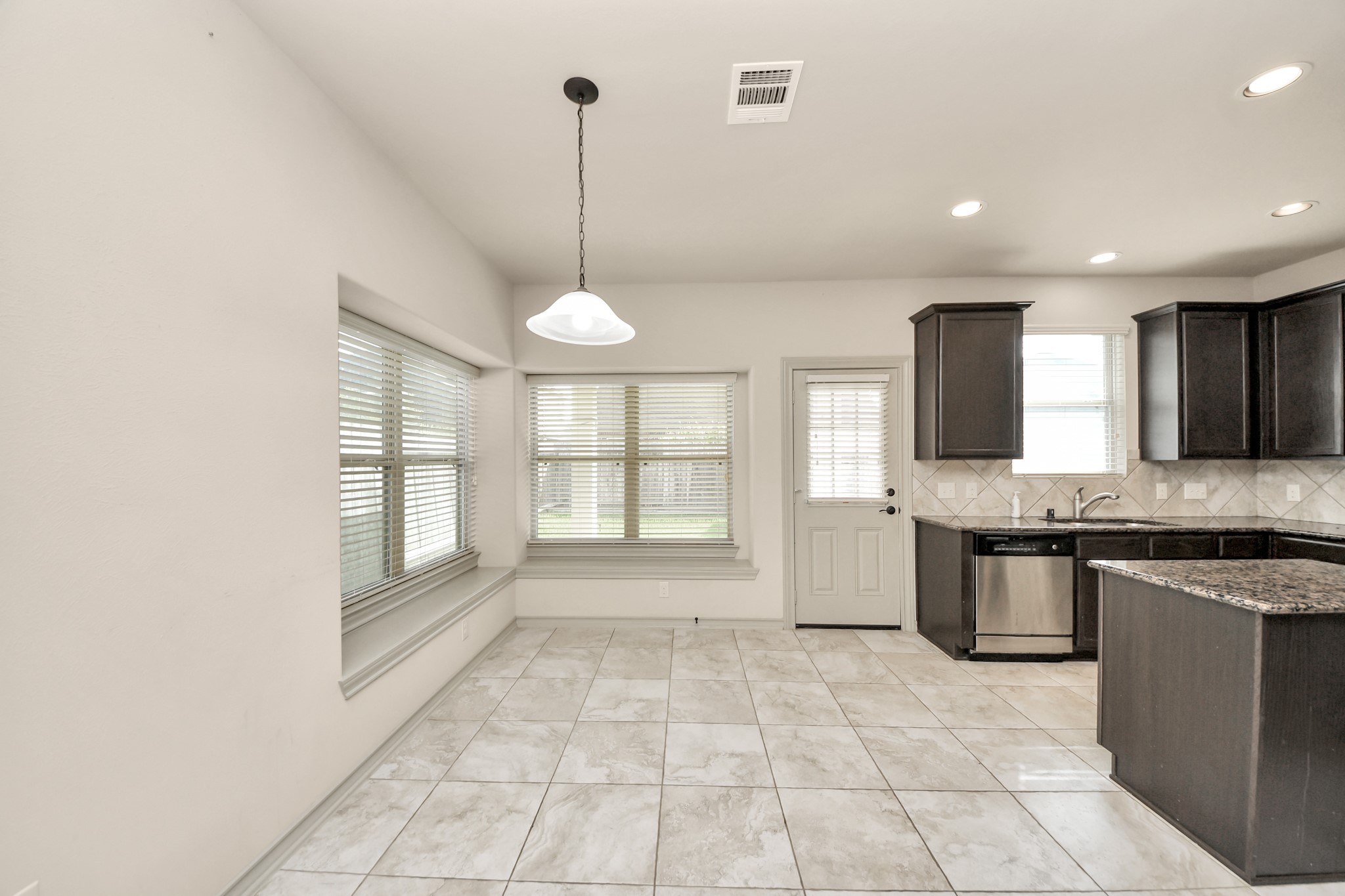 2339 Argos Drive Property Photo 10
