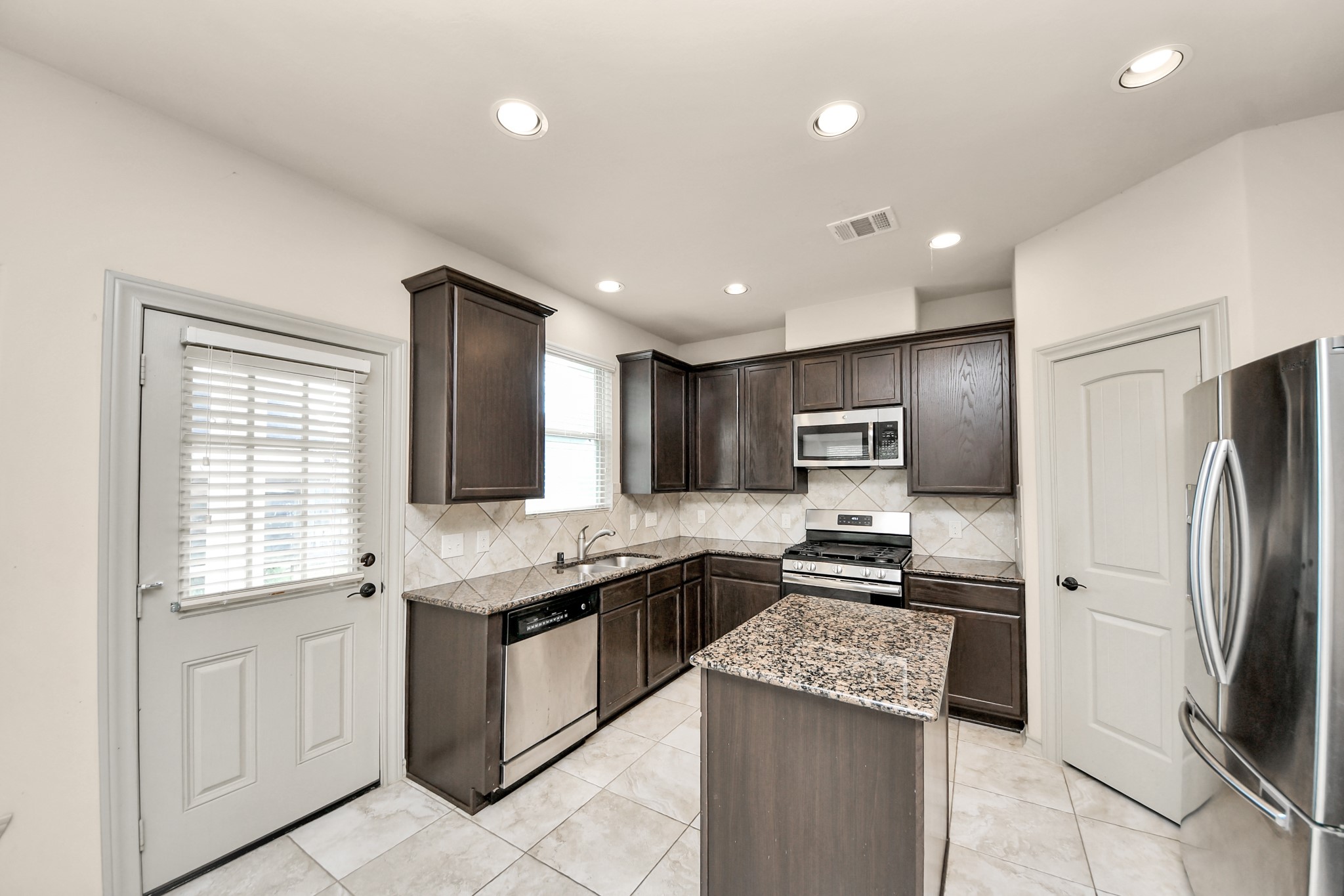 2339 Argos Drive Property Photo 15