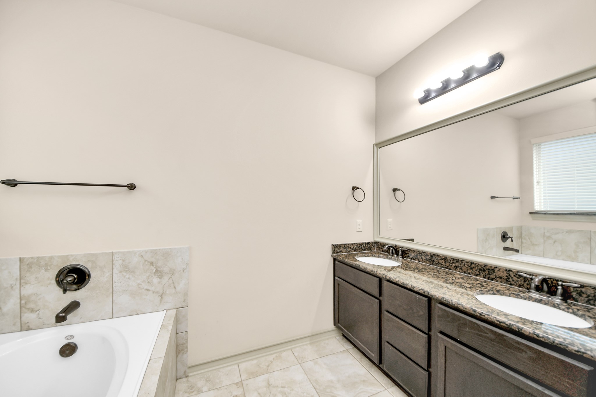 2339 Argos Drive Property Photo 24