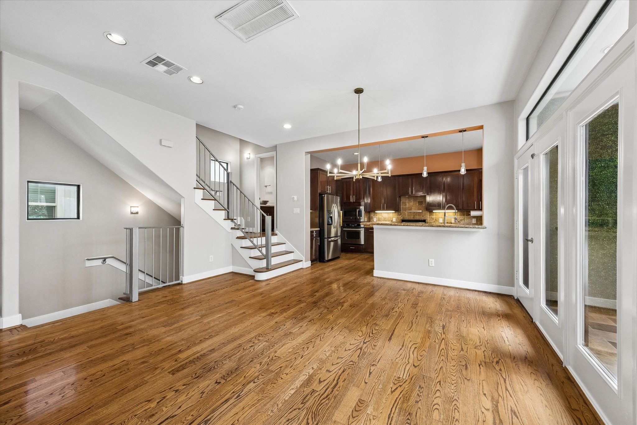 1912 Woodbury Street Property Photo 19