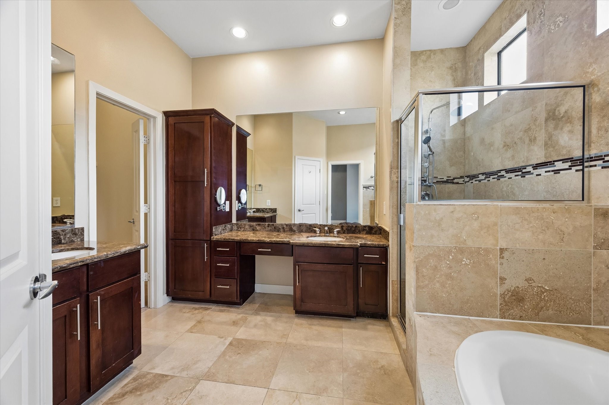 1912 Woodbury Street Property Photo 25