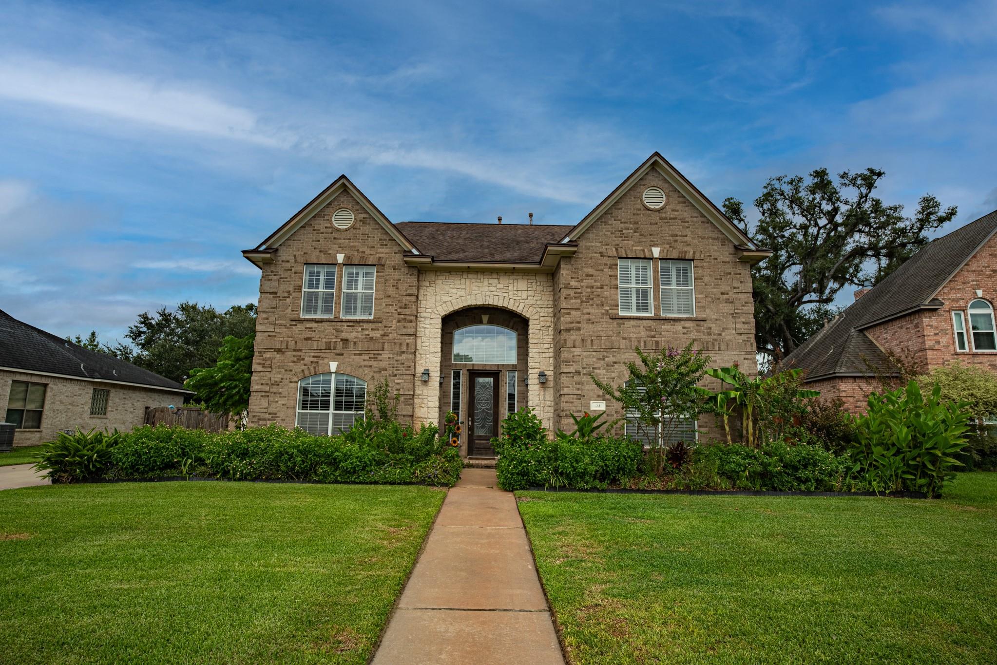 53 Northwood Court, Lake Jackson Tx 77566 Property Photo 4