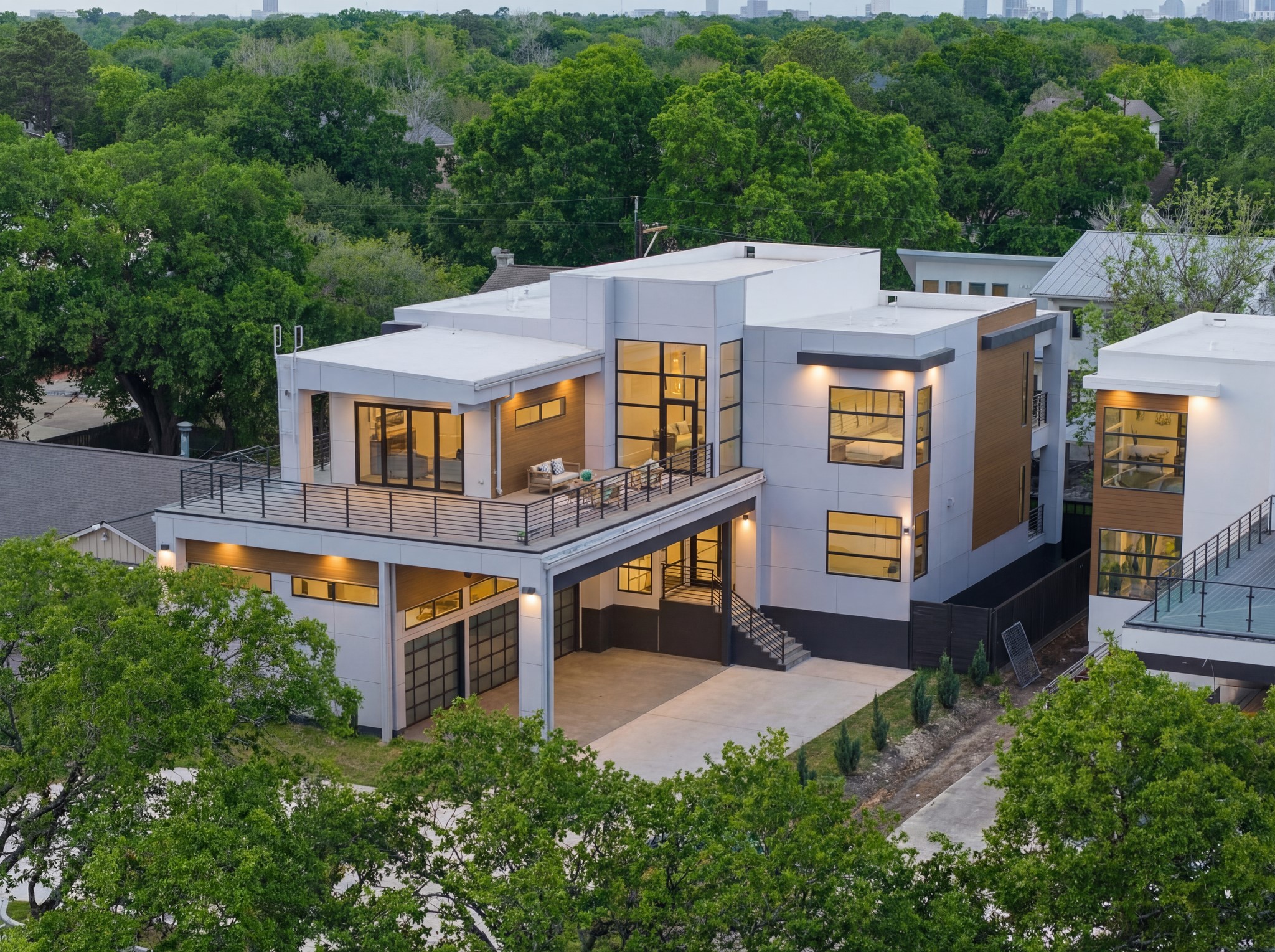 5734 N Braeswood Boulevard Property Photo