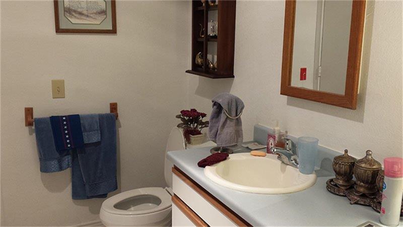 601 E Felt Street Property Photo 7
