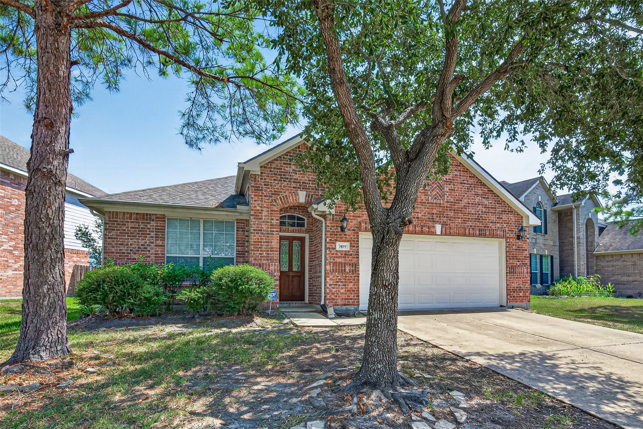 7419 Avalon Trce Property Photo 4