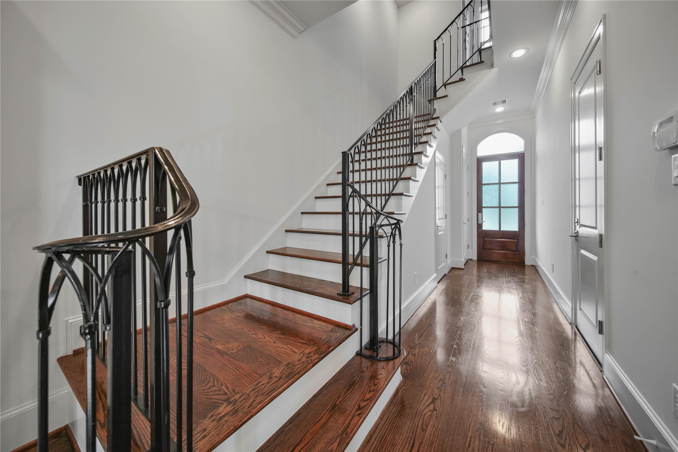 42 Wooded Park Place Property Photo 4