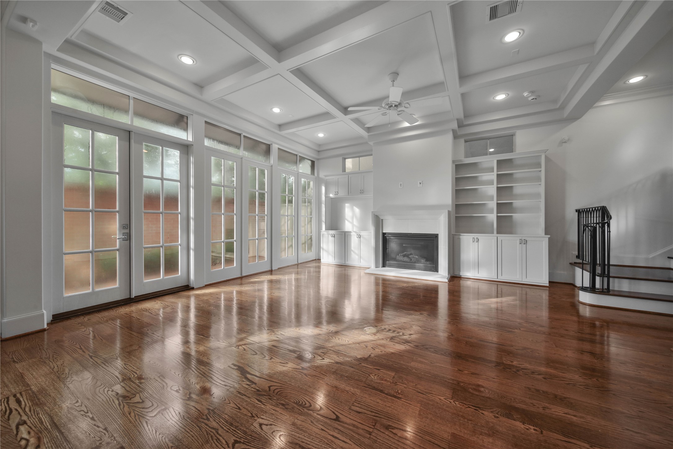 42 Wooded Park Place Property Photo 6