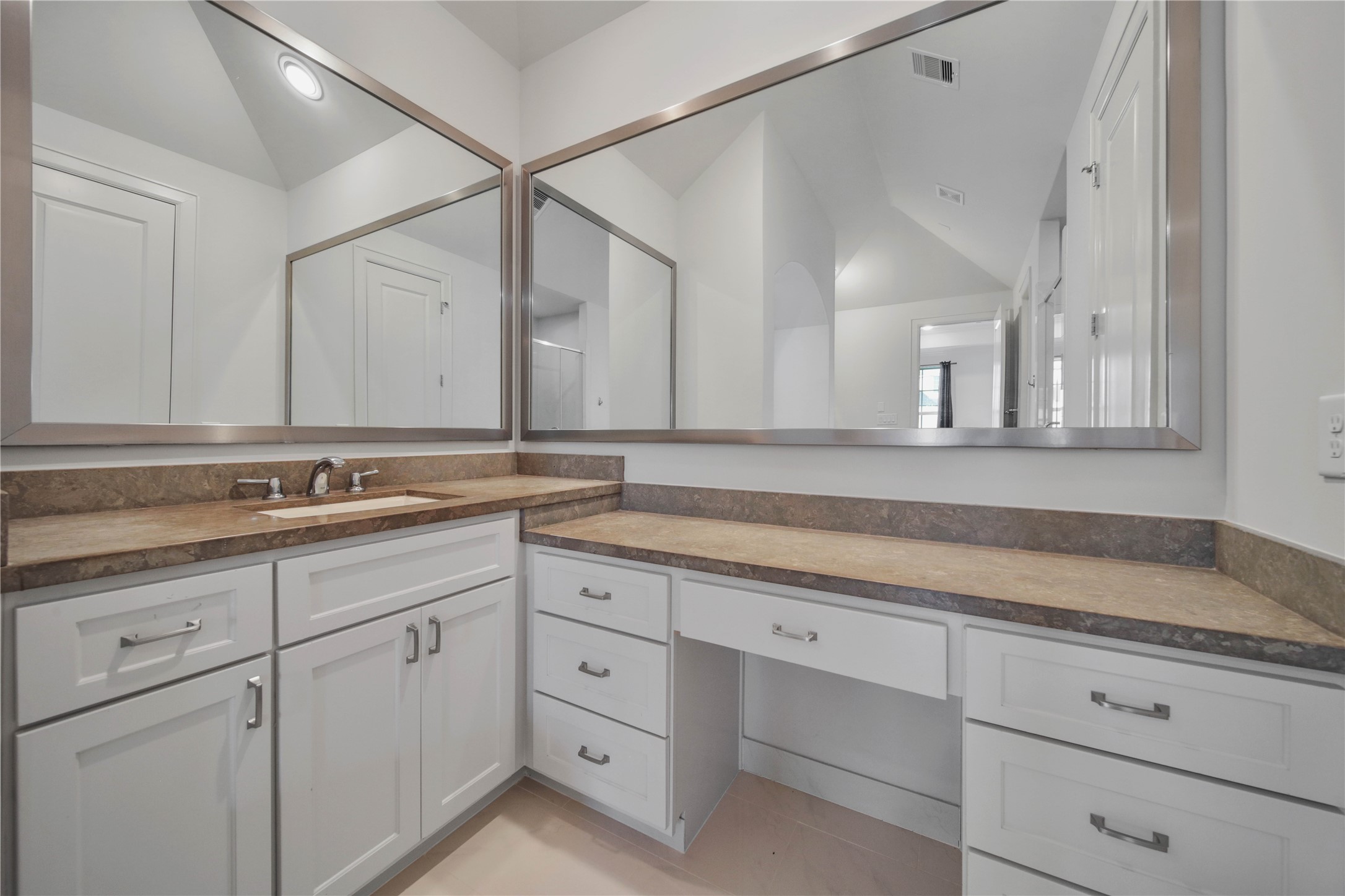 42 Wooded Park Place Property Photo 19