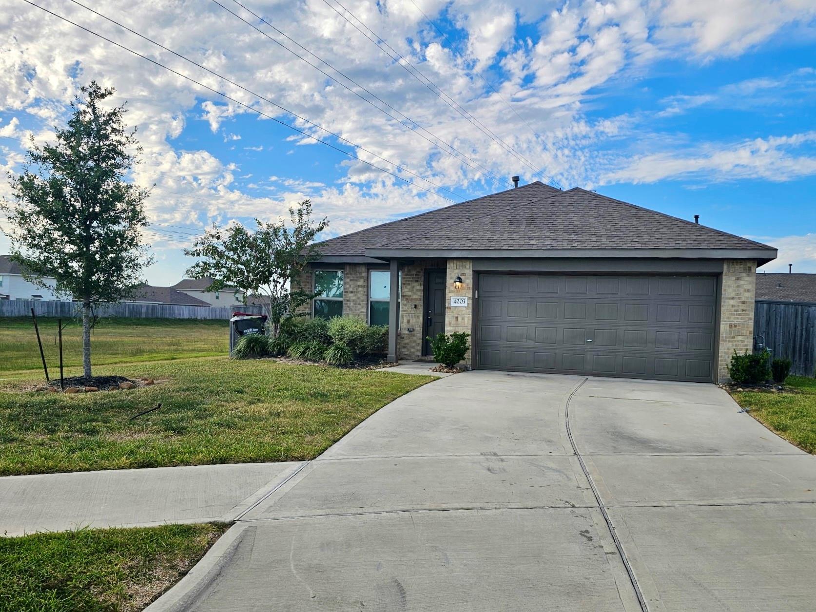 4203 Barrington Cove Lane, Baytown TX 77521 Property Photo 1