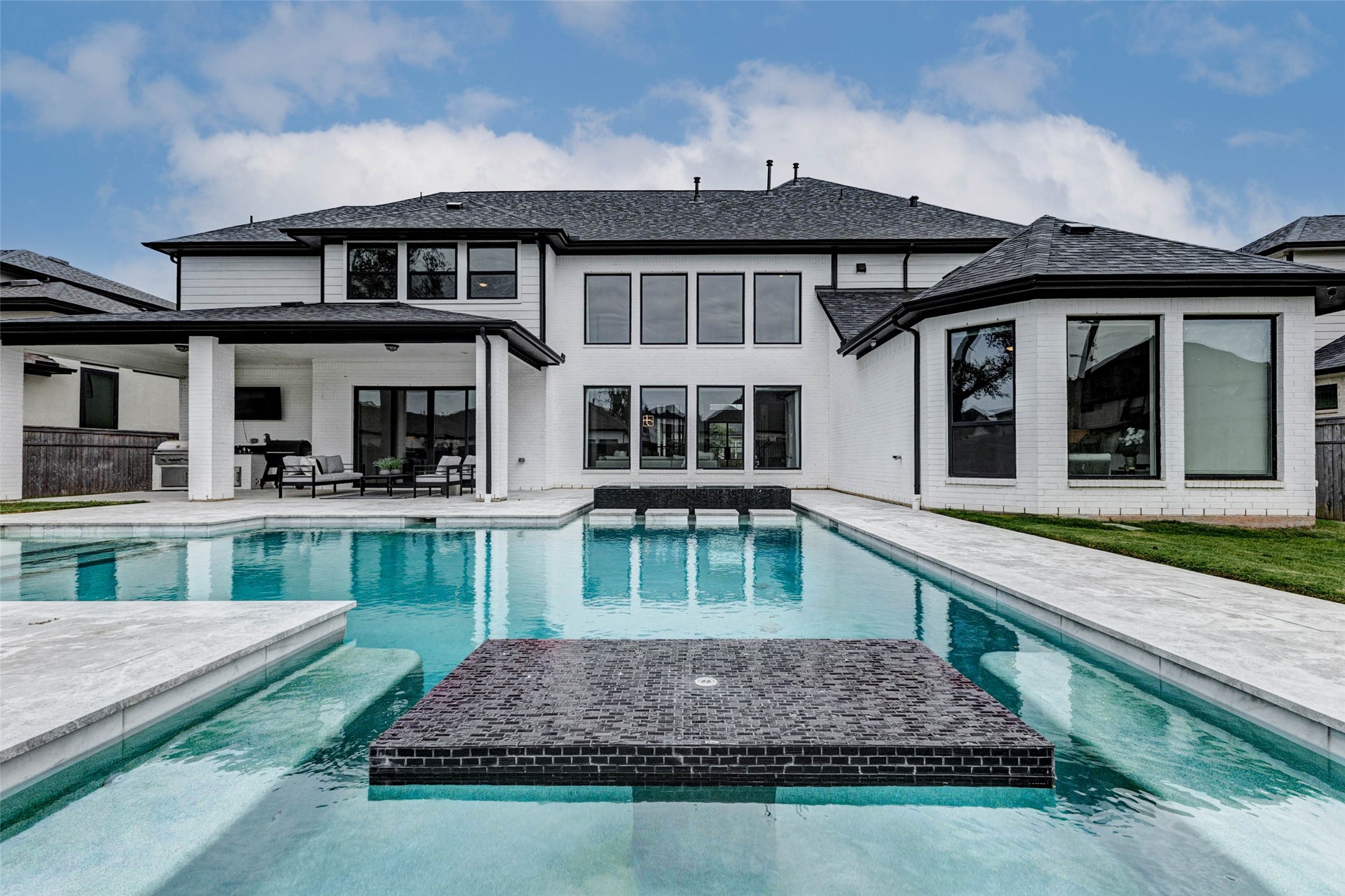 10127 Regatta Shore Drive Property Photo