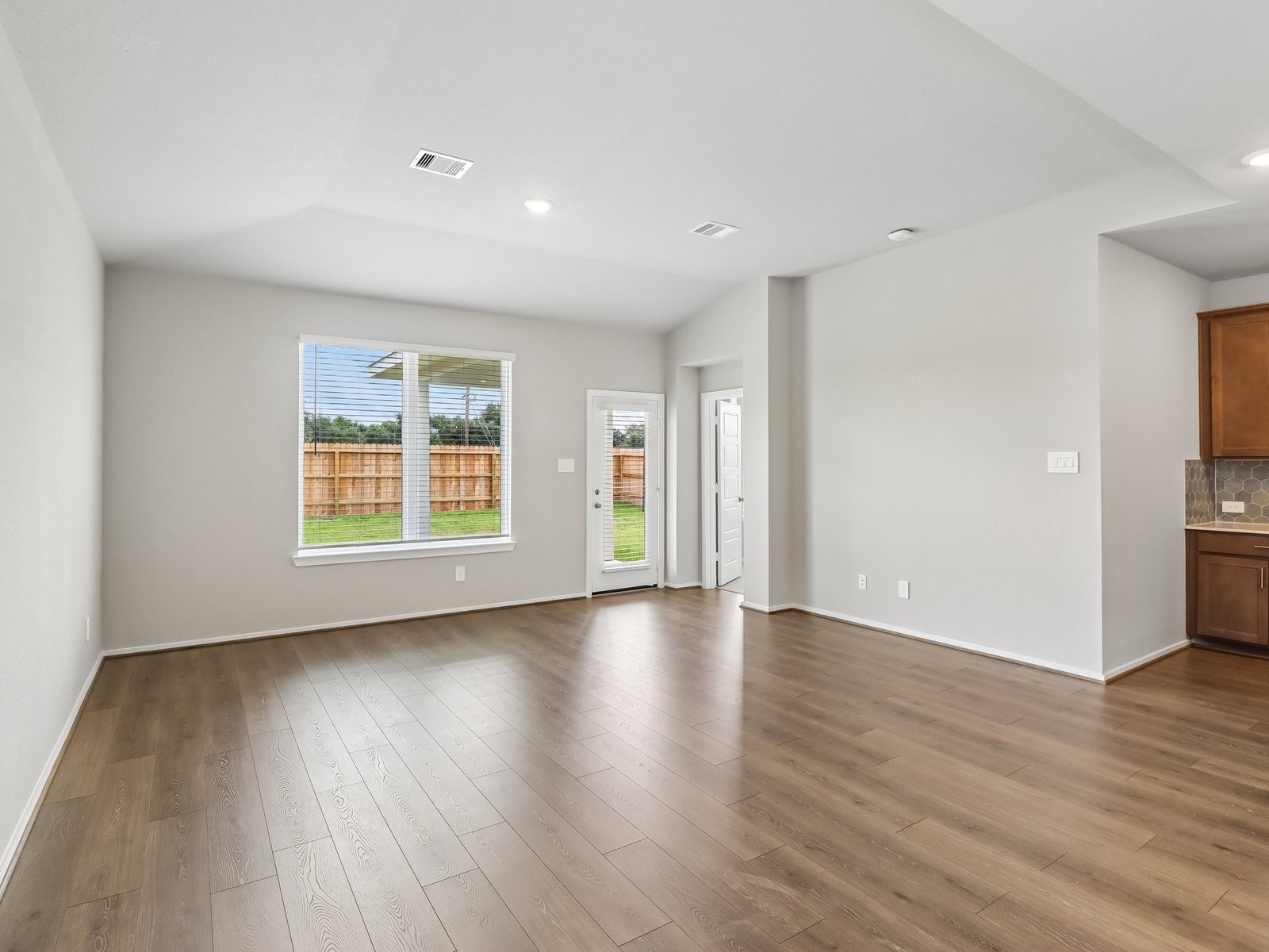 5228 Redbud Valley Drive Property Photo 3