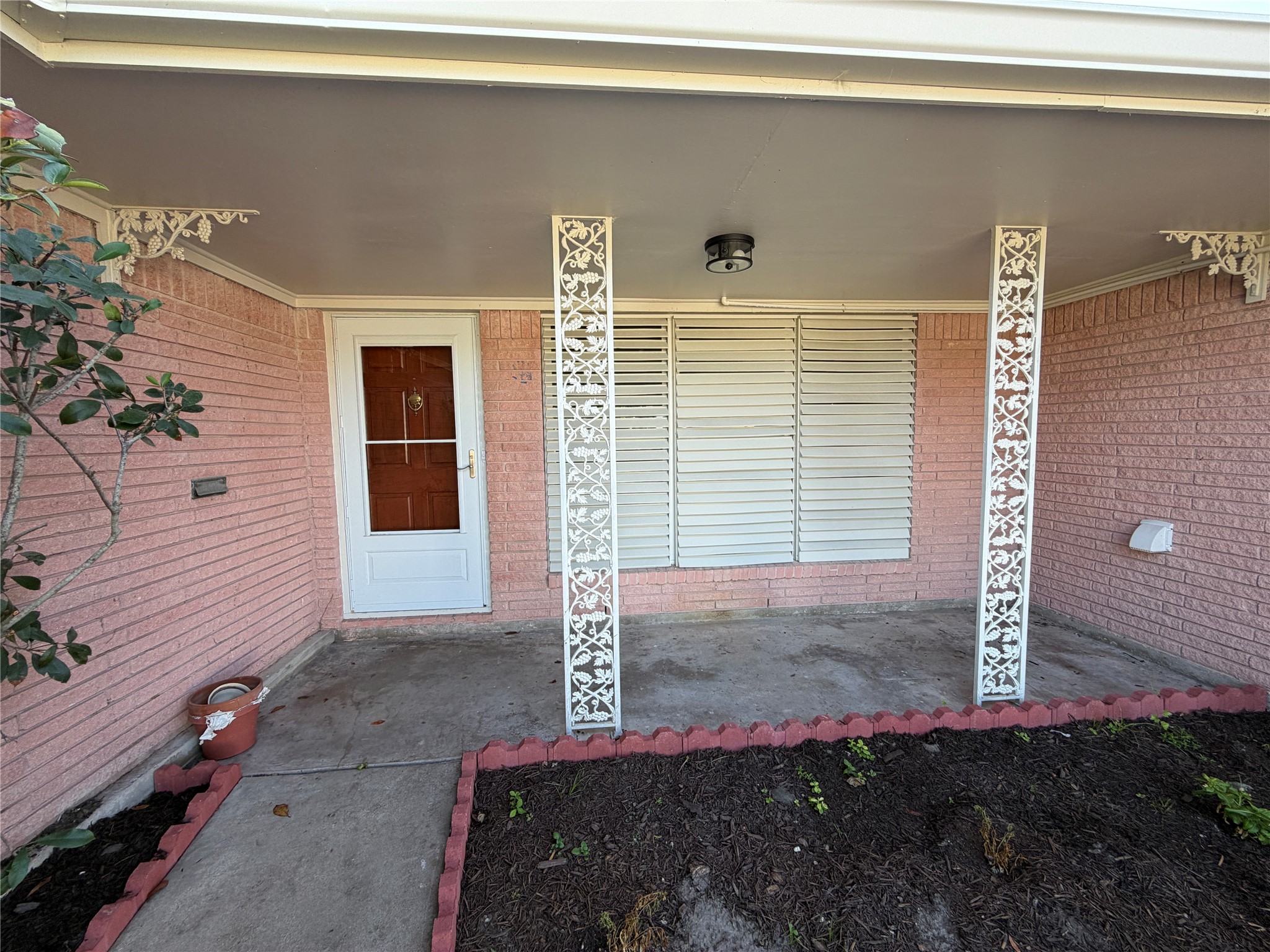 2015 51st Street Property Photo 2
