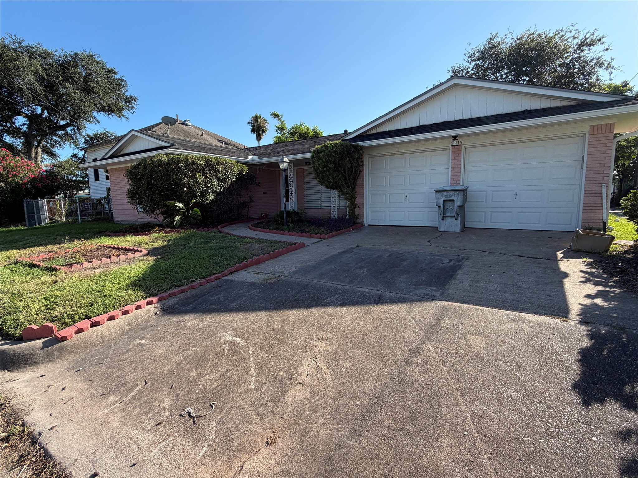 2015 51st Street Property Photo 3