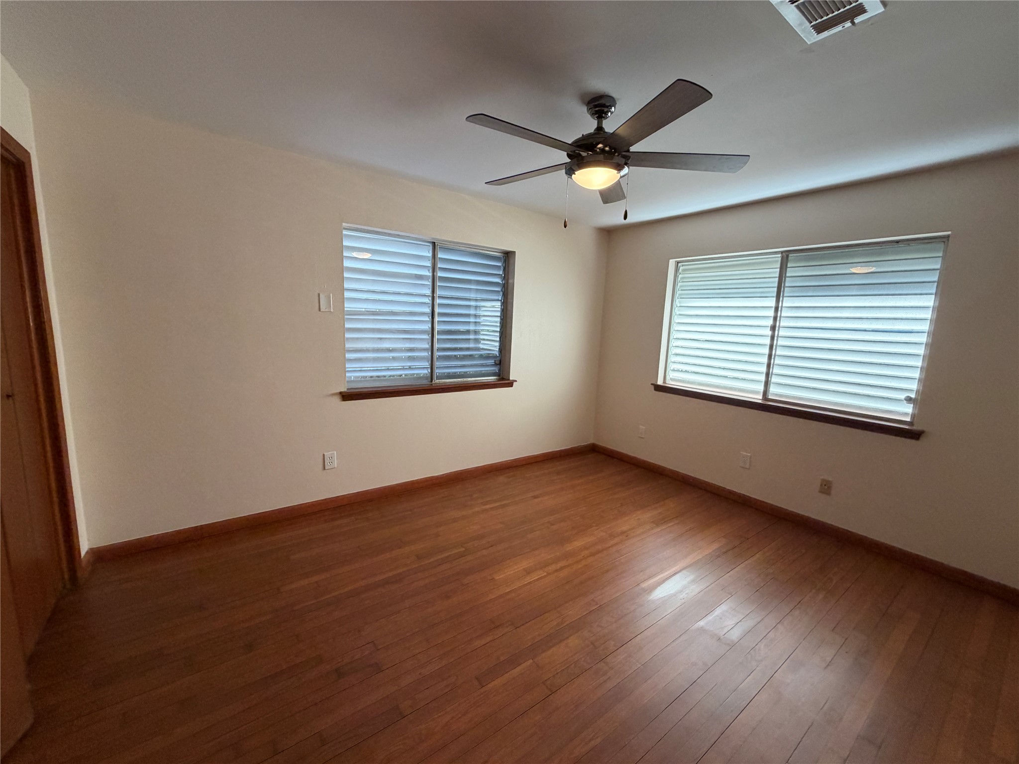 2015 51st Street Property Photo 13