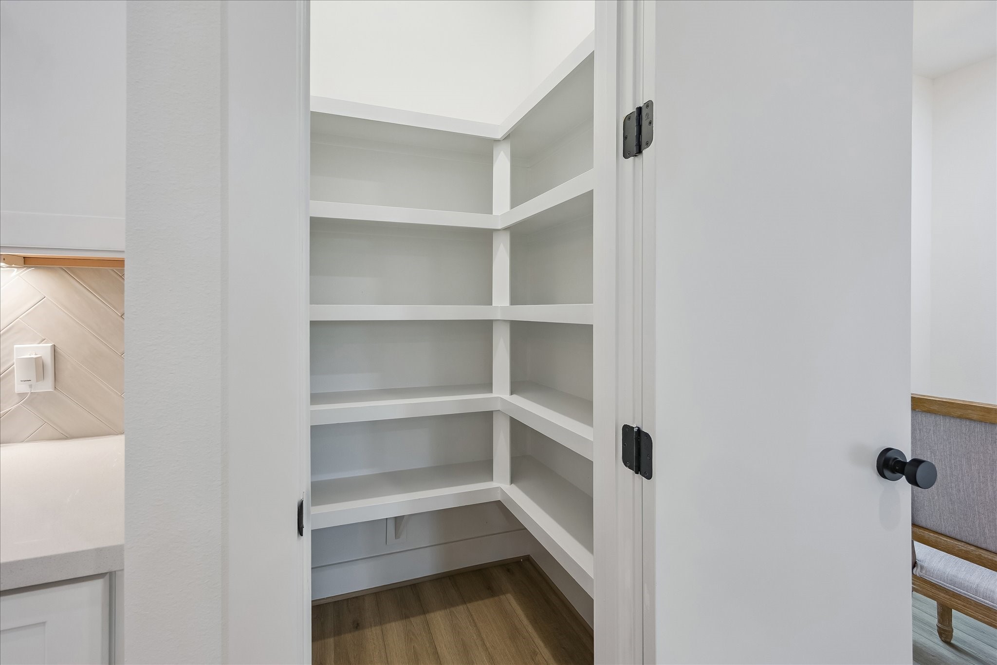1032 Marcolin Street Property Photo 11